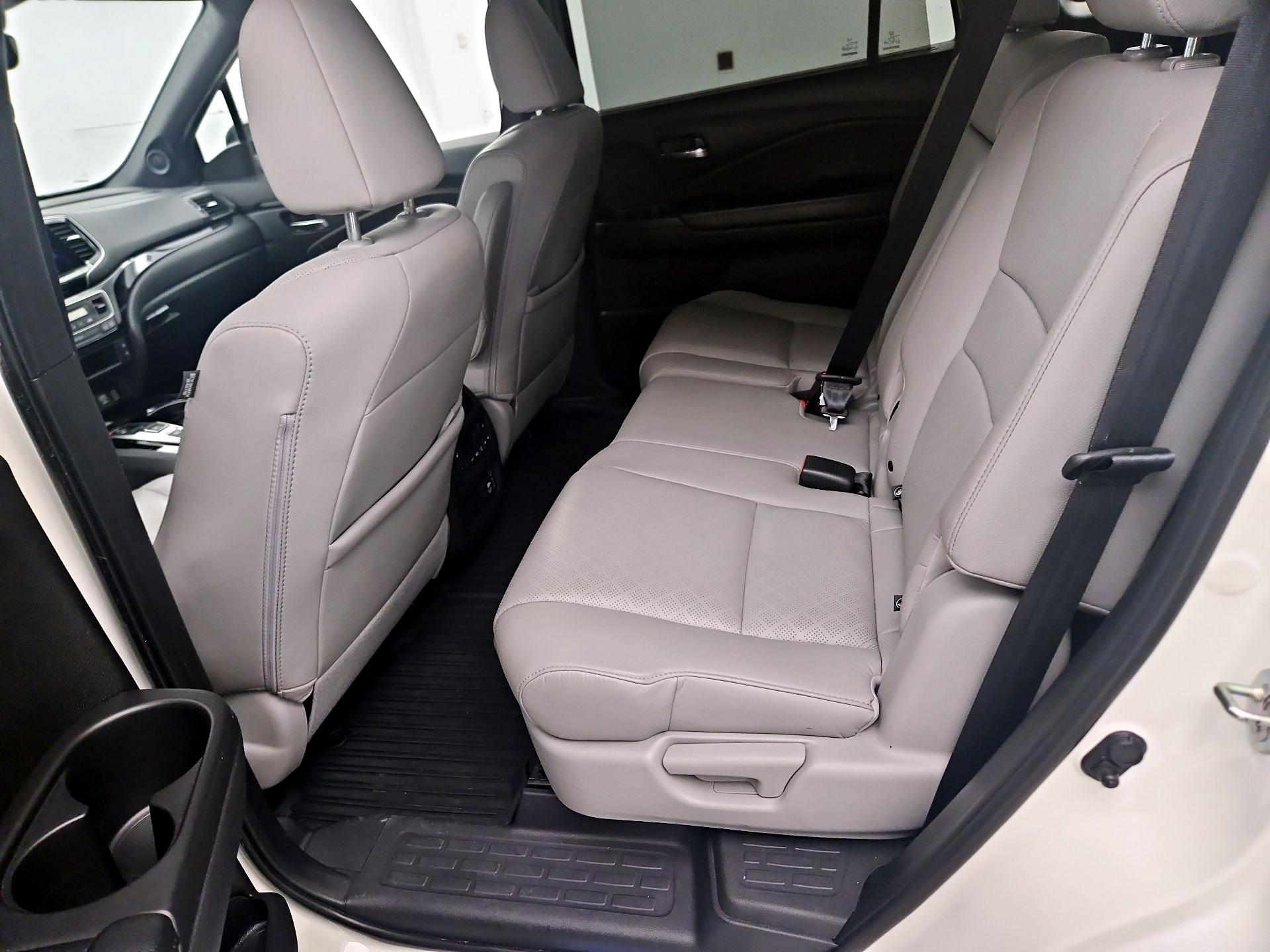 Thumbnail: 2019 Honda Passport - 18