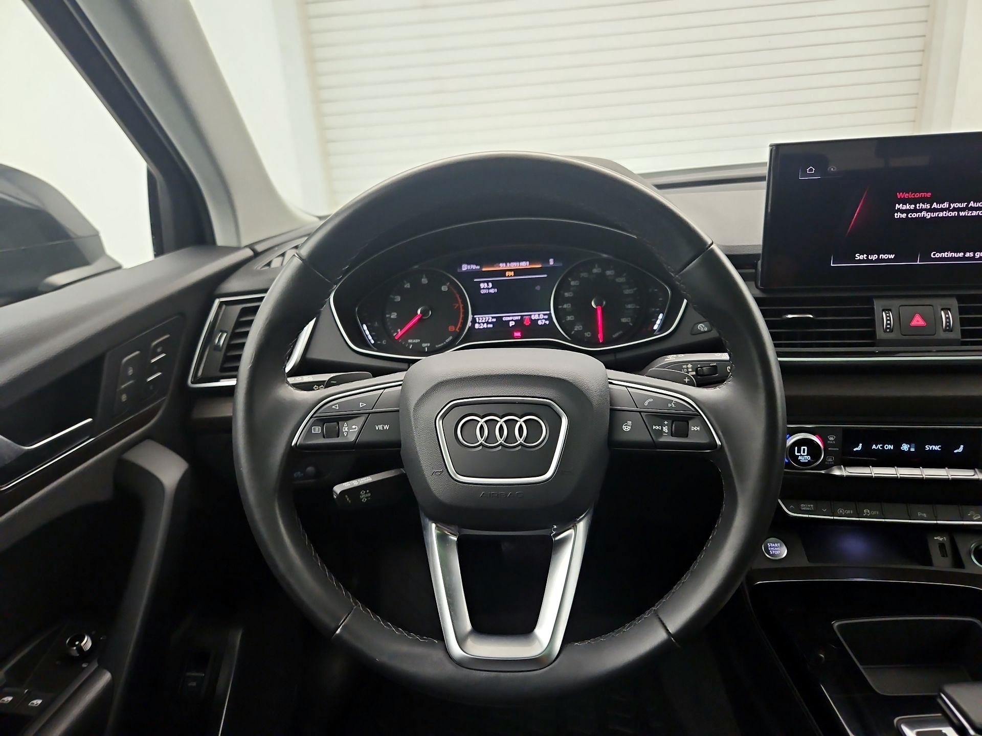 Thumbnail: 2022 Audi Q5 - 10