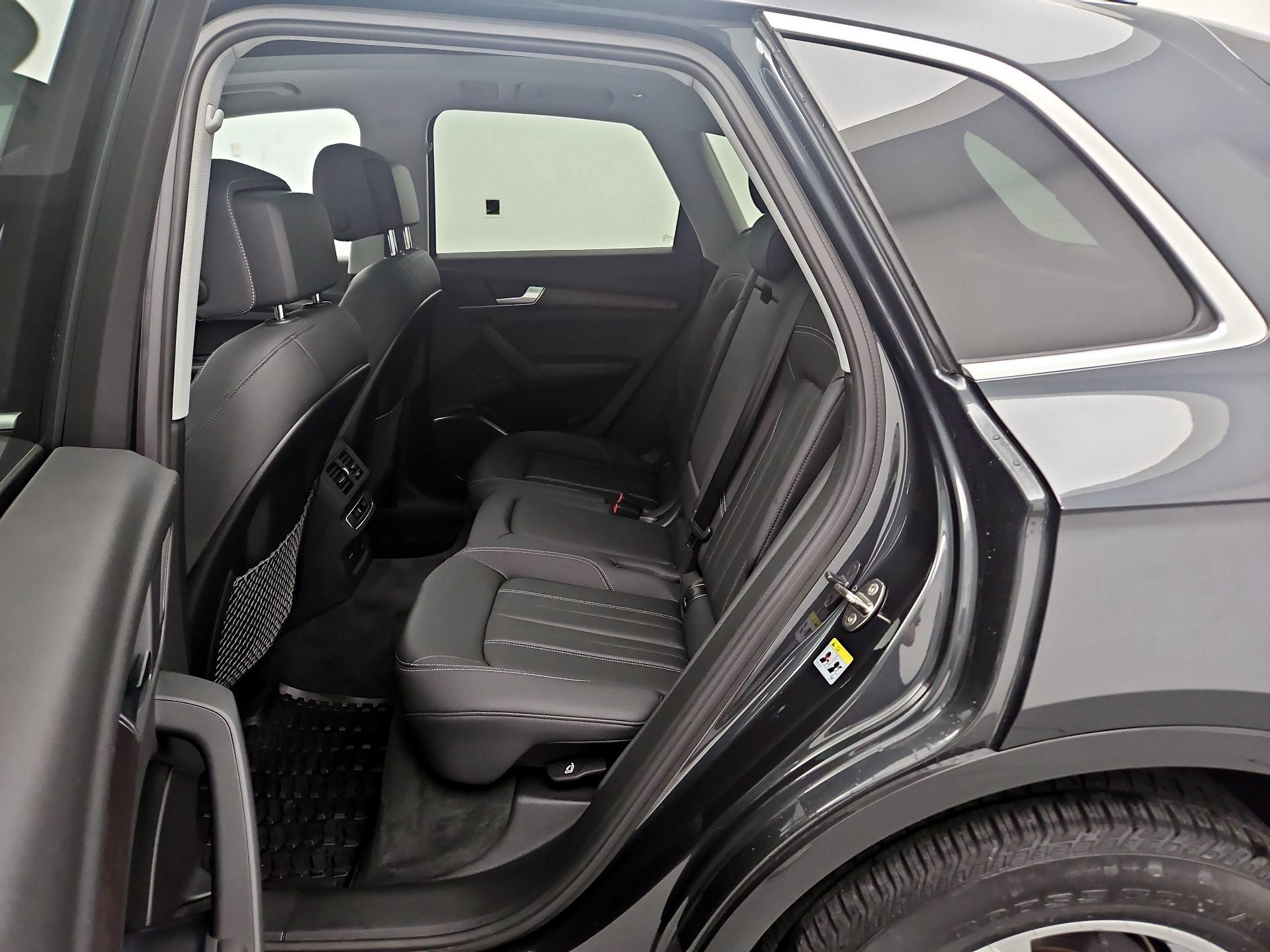 Thumbnail: 2022 Audi Q5 - 20