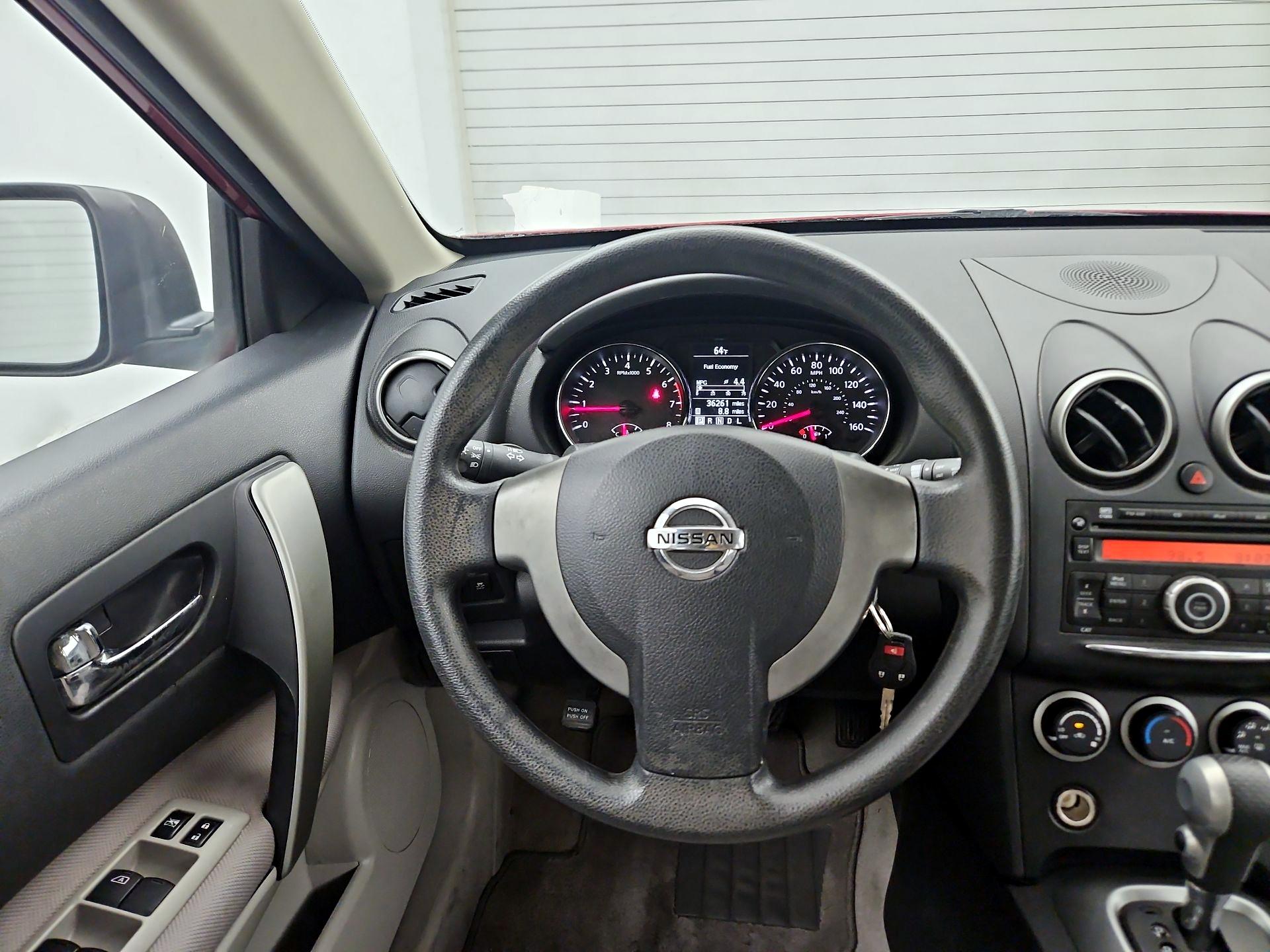 Thumbnail: 2014 Nissan Rogue - 10