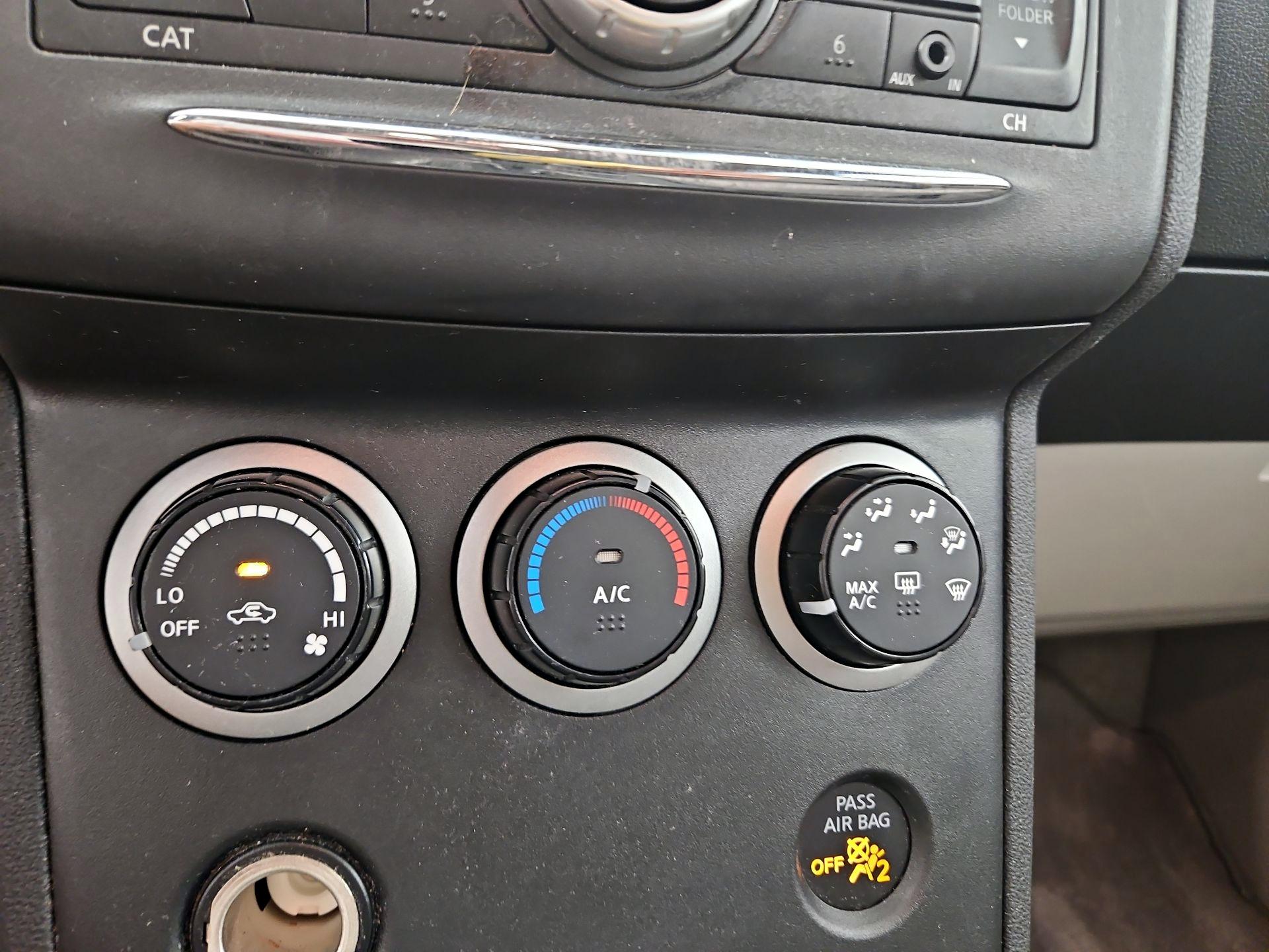 Thumbnail: 2014 Nissan Rogue - 15