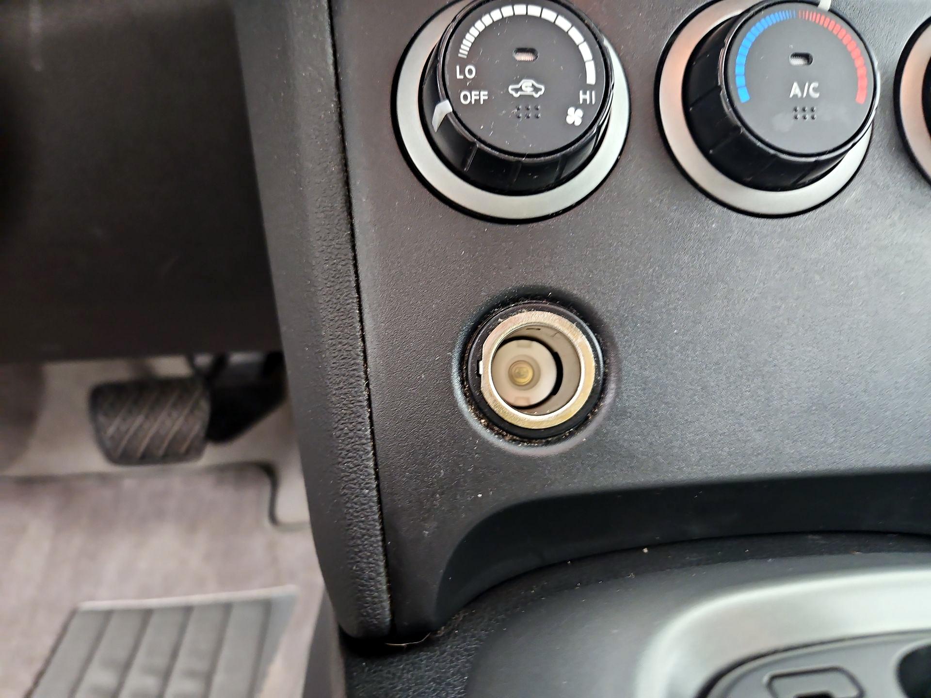 Thumbnail: 2014 Nissan Rogue - 17
