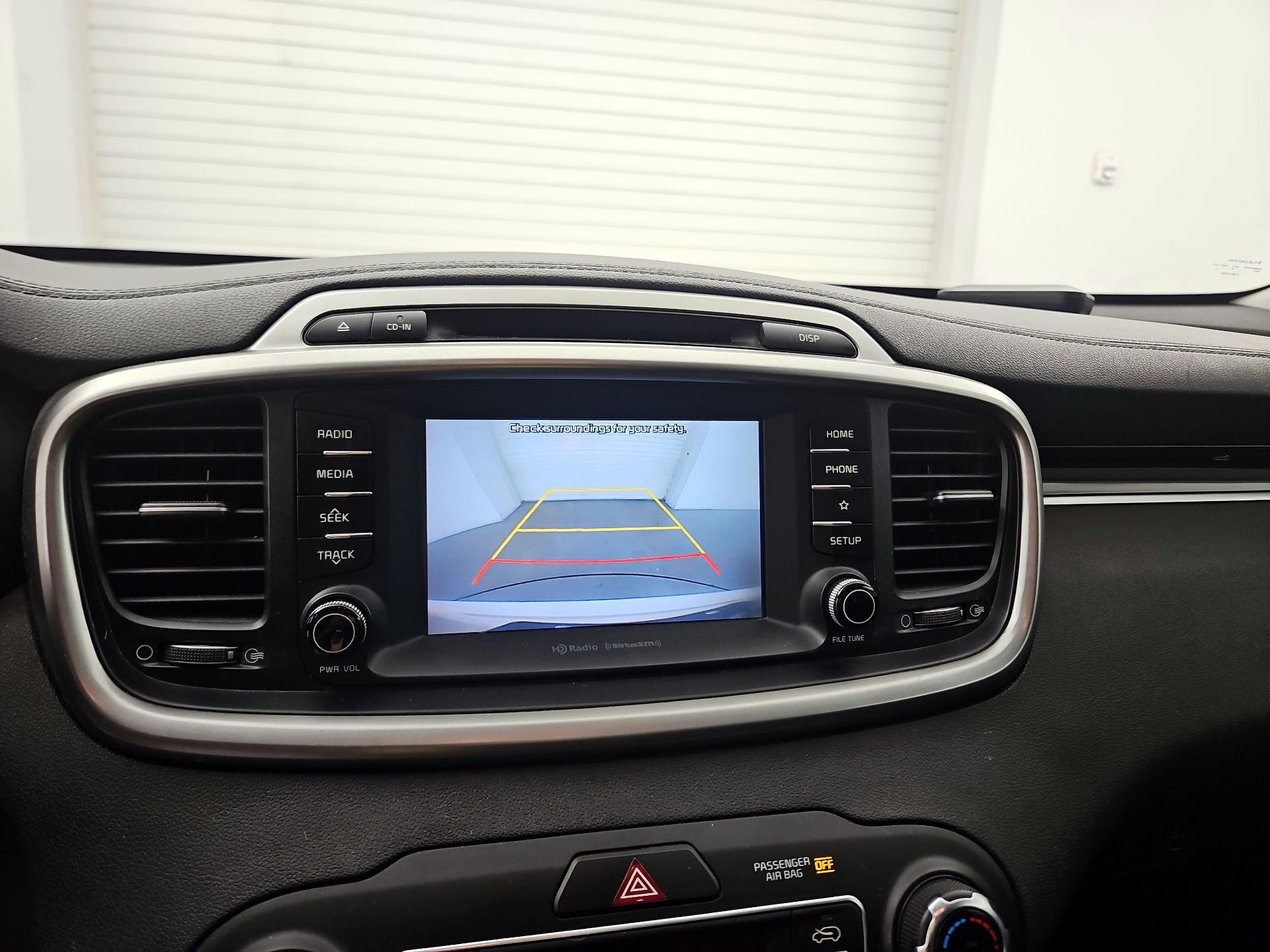Thumbnail: 2019 Kia Sorento - 14