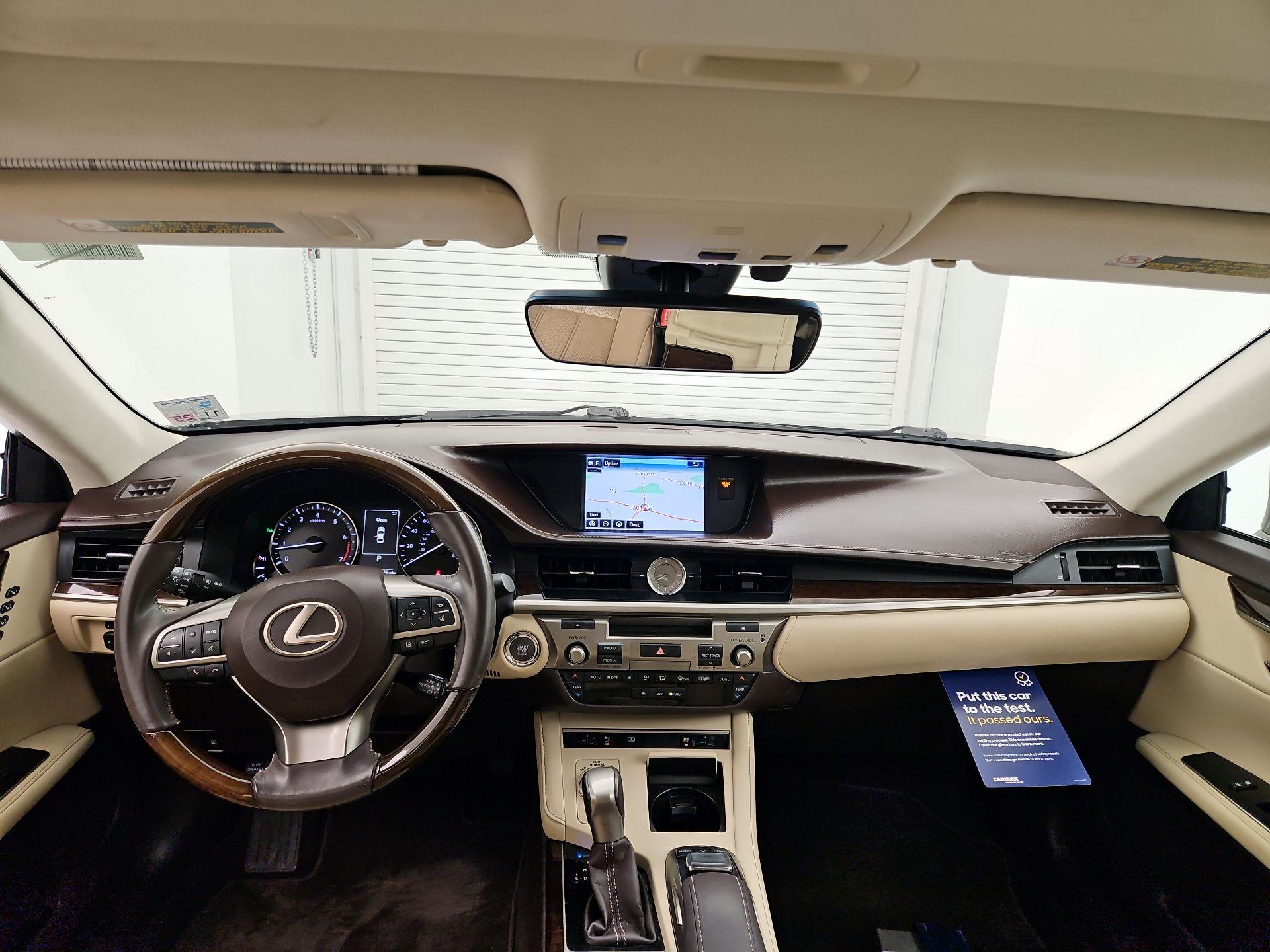 Thumbnail: 2016 Lexus ES - 9