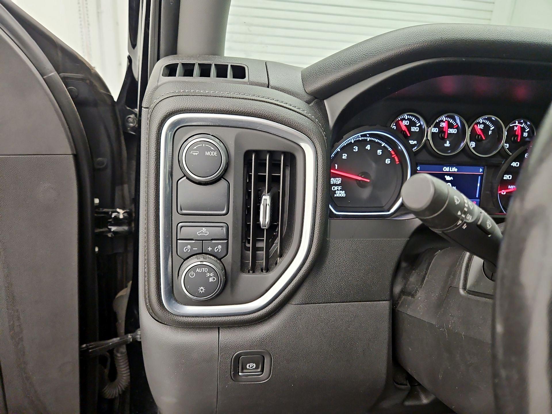 Thumbnail: 2021 Chevrolet Silverado 1500 - 13