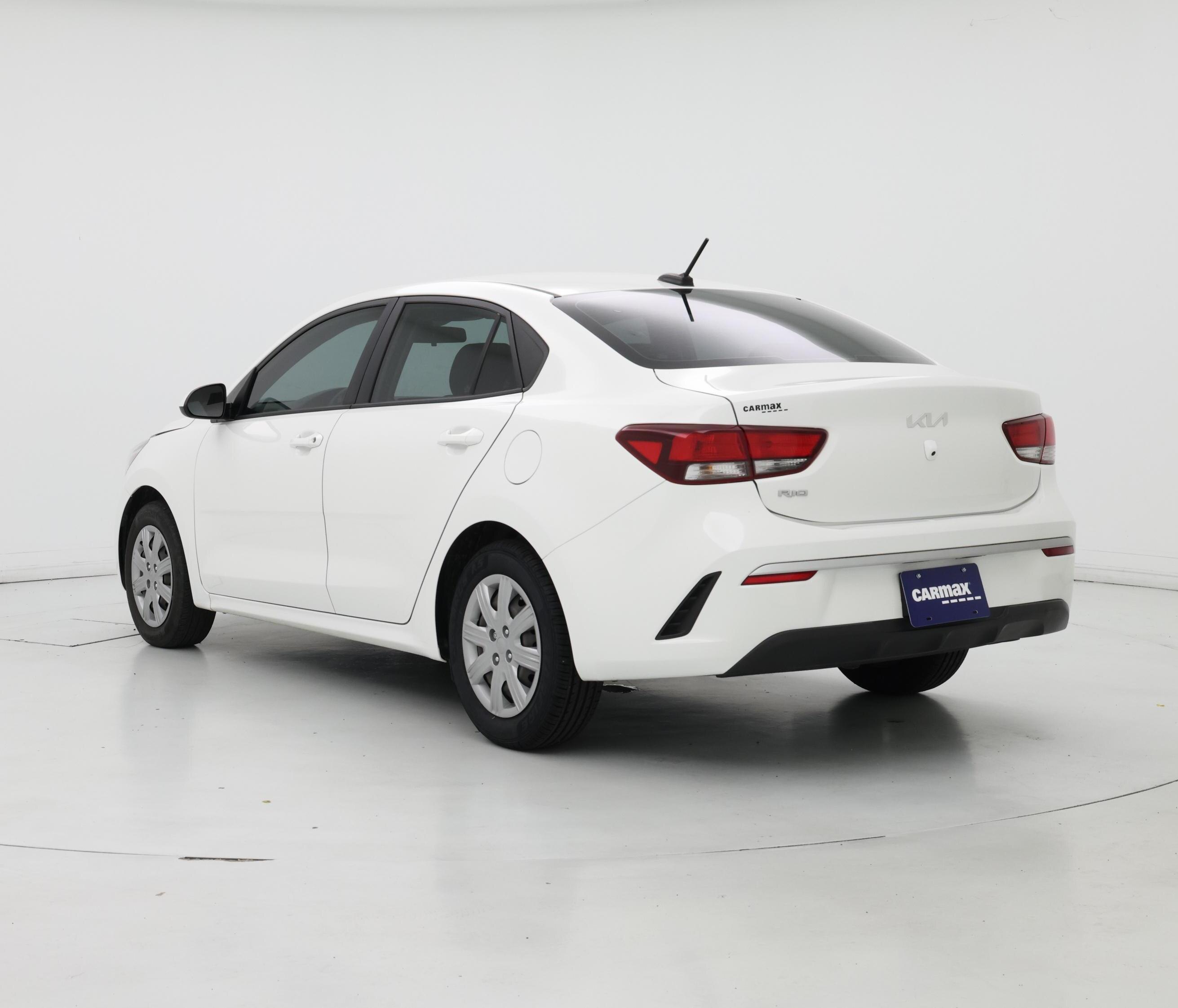 Thumbnail: 2022 Kia Rio - 2