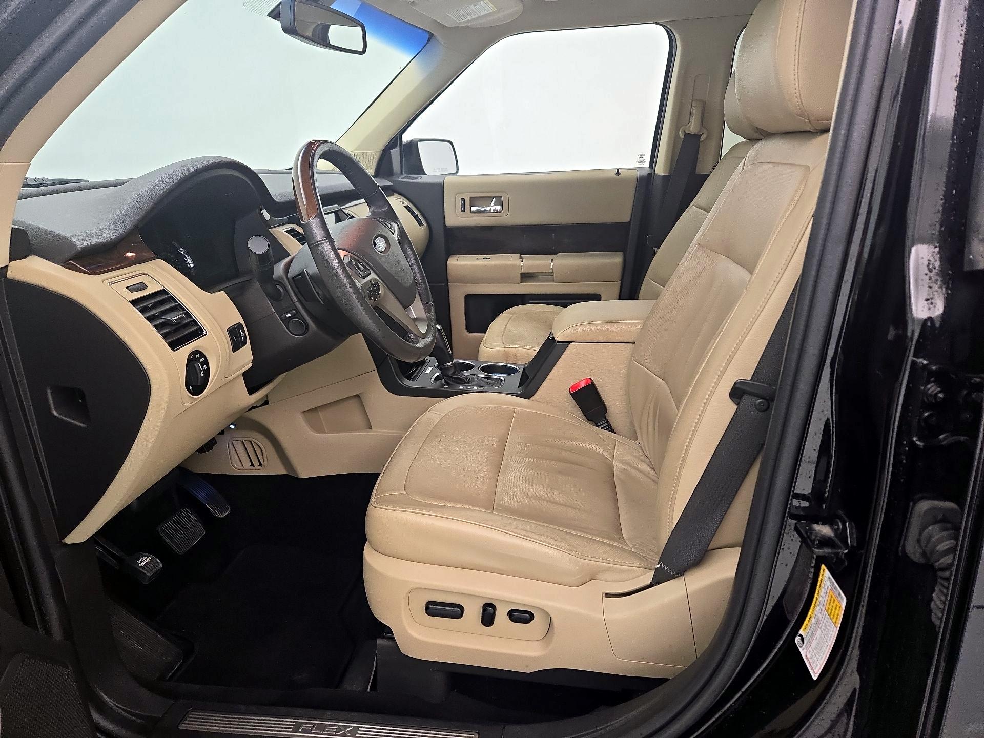 Thumbnail: 2019 Ford Flex - 11