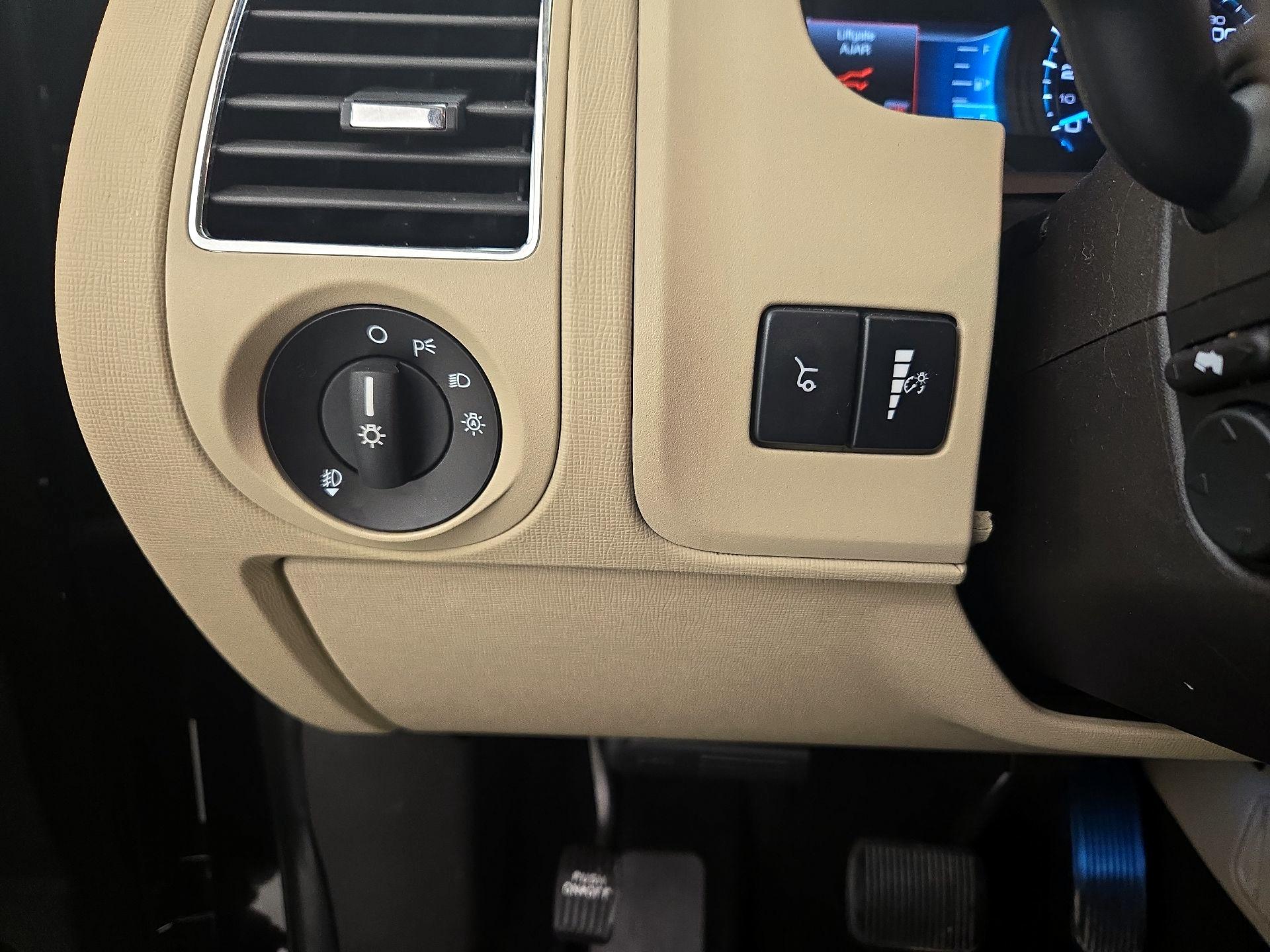 Thumbnail: 2019 Ford Flex - 13