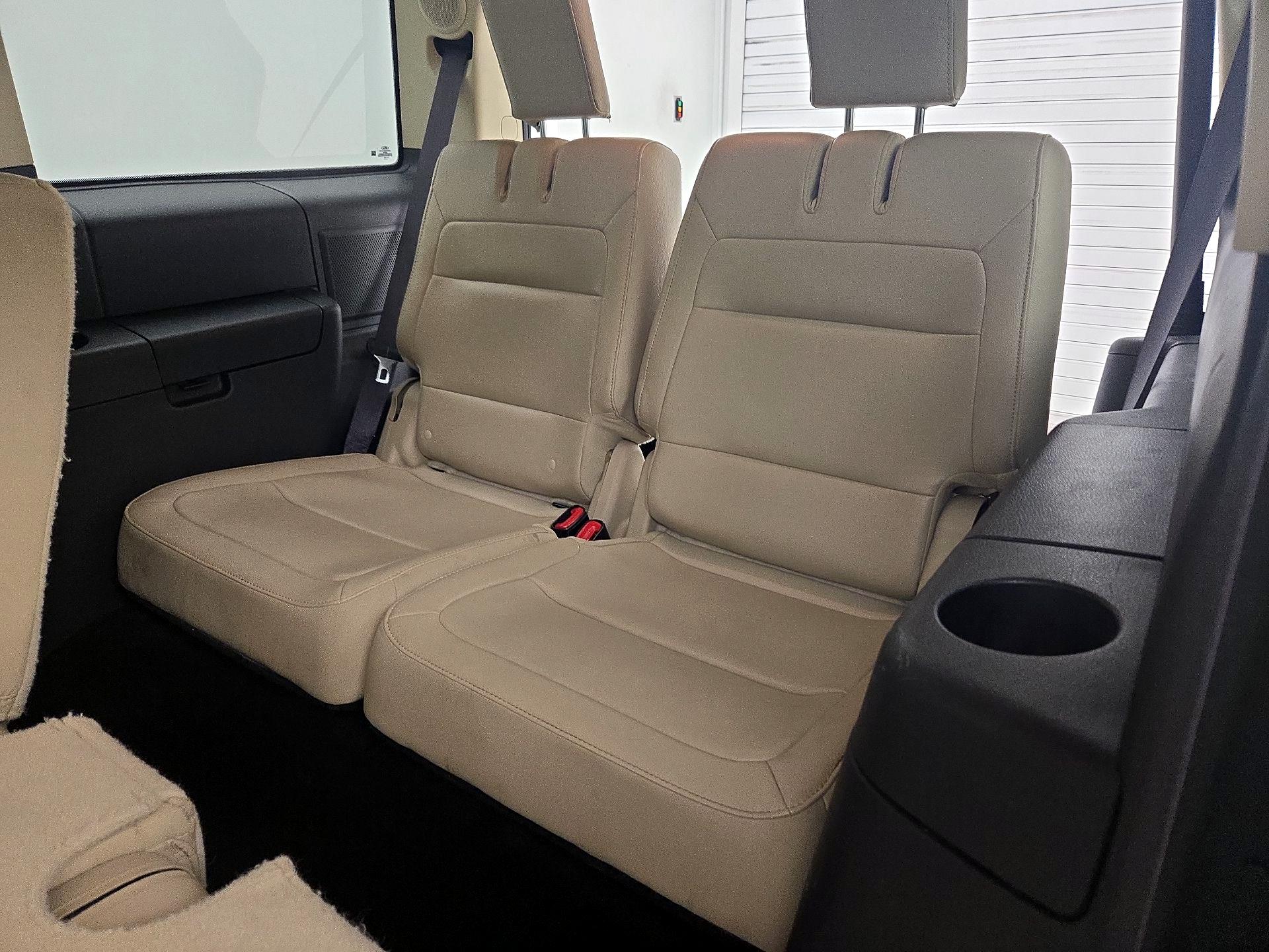 Thumbnail: 2019 Ford Flex - 20