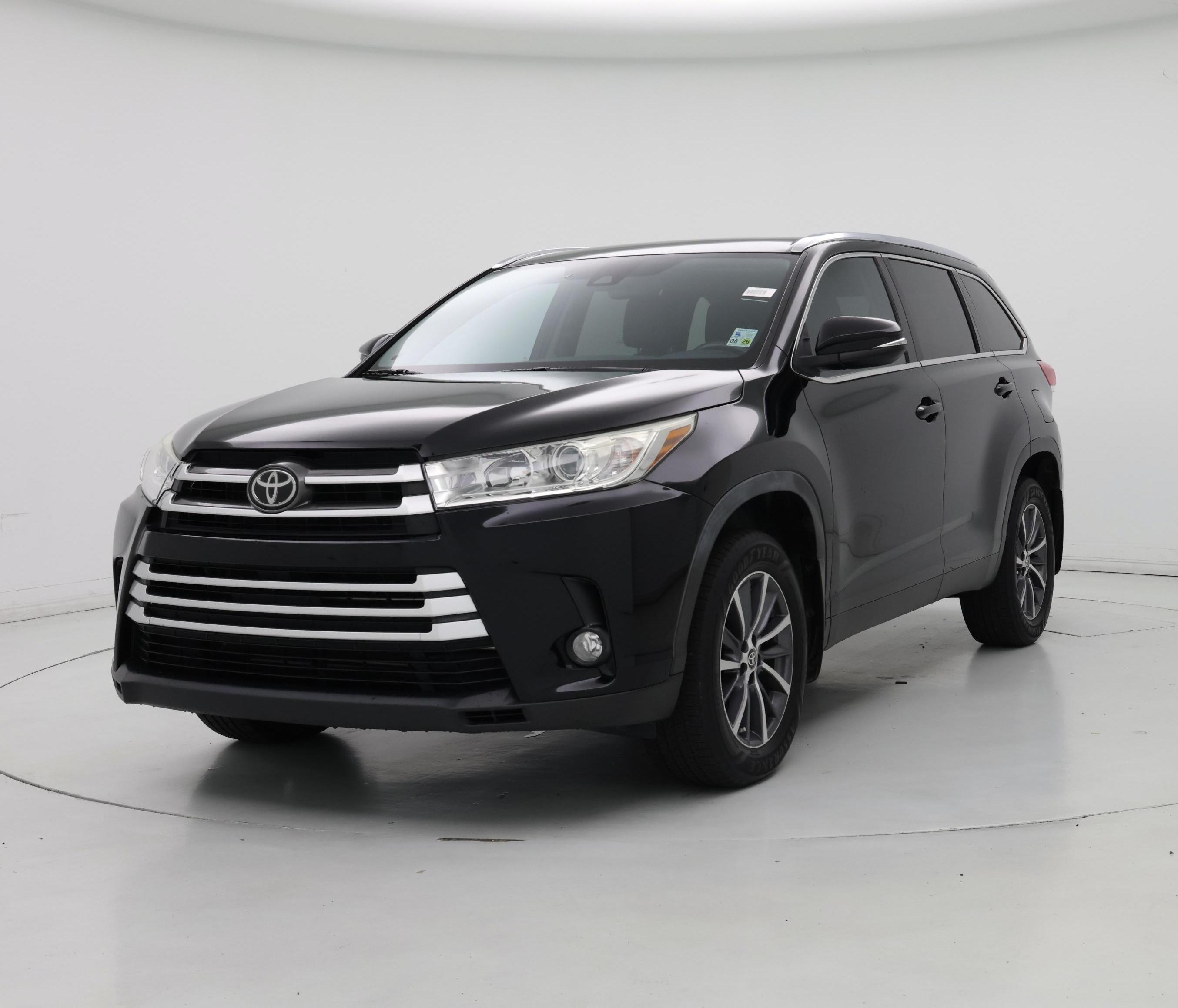 Thumbnail: 2019 Toyota Highlander - 4