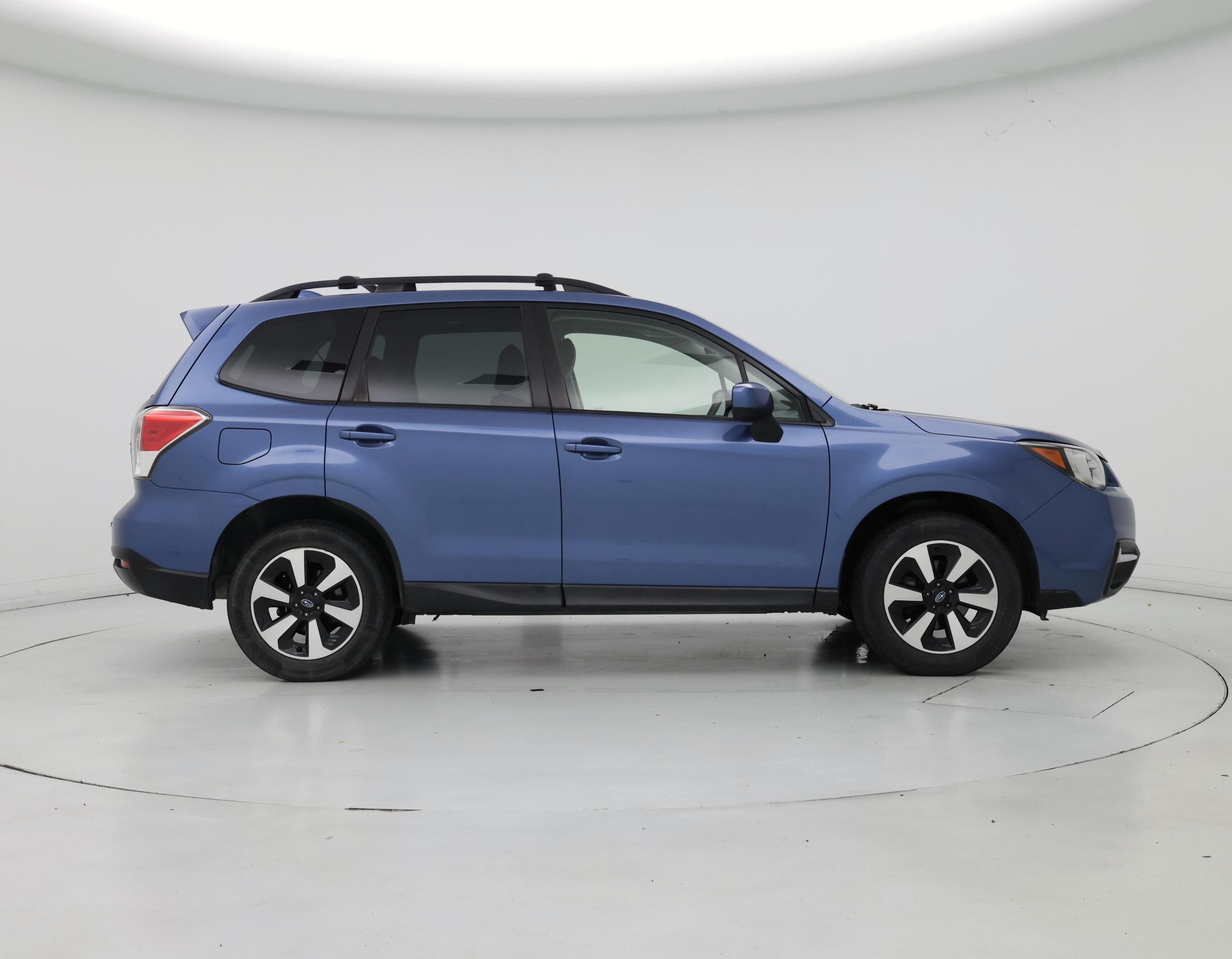 Thumbnail: 2017 Subaru Forester - 7