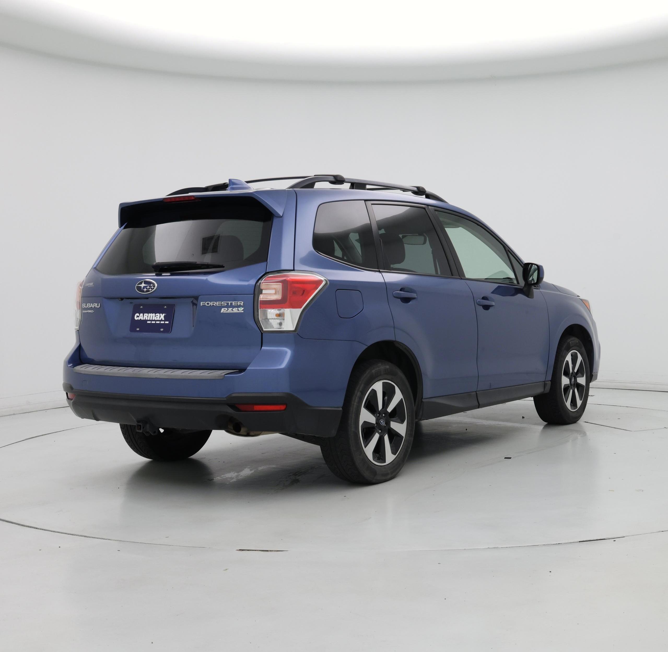 Thumbnail: 2017 Subaru Forester - 8
