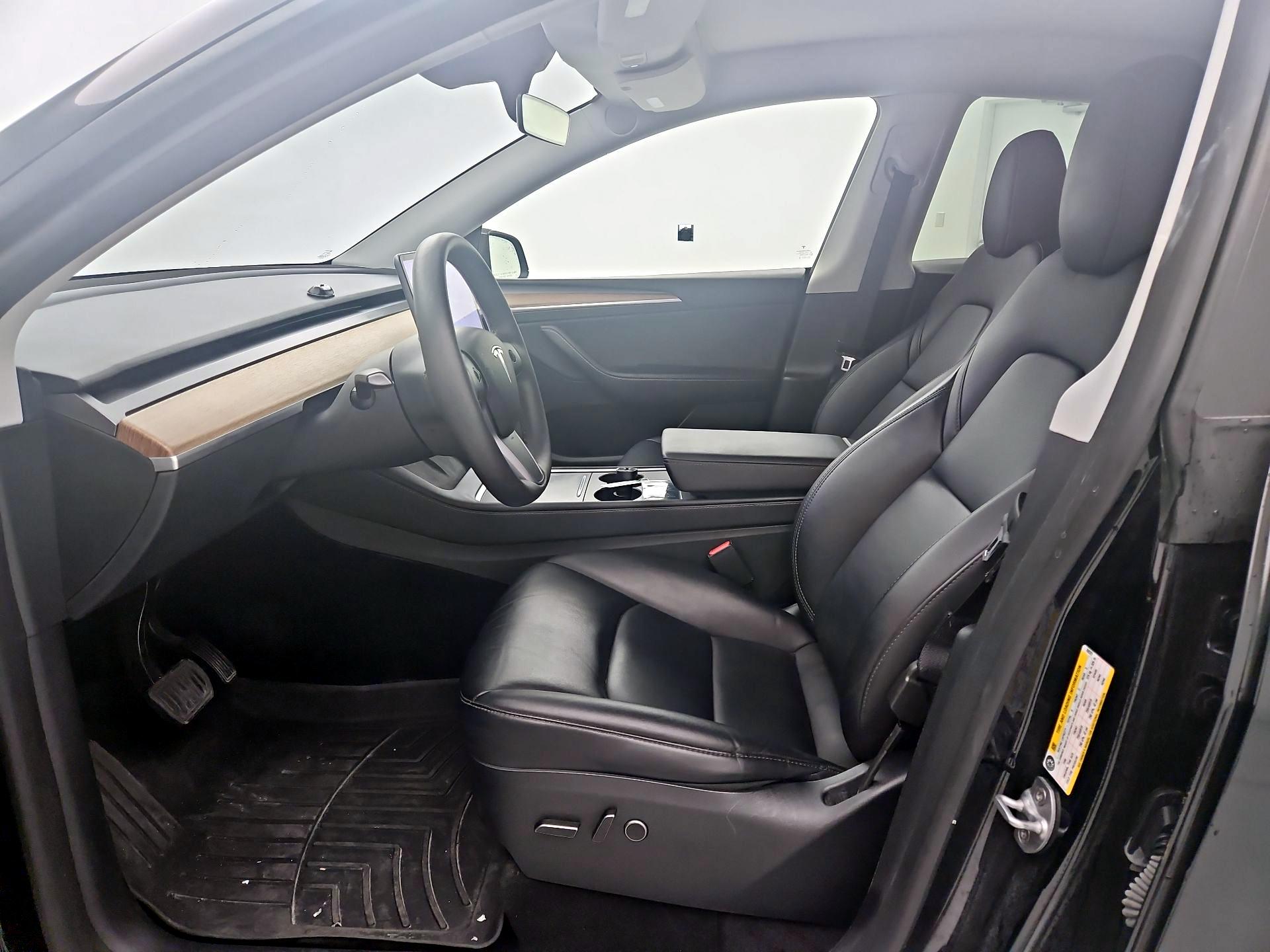 Thumbnail: 2023 Tesla Model Y - 11