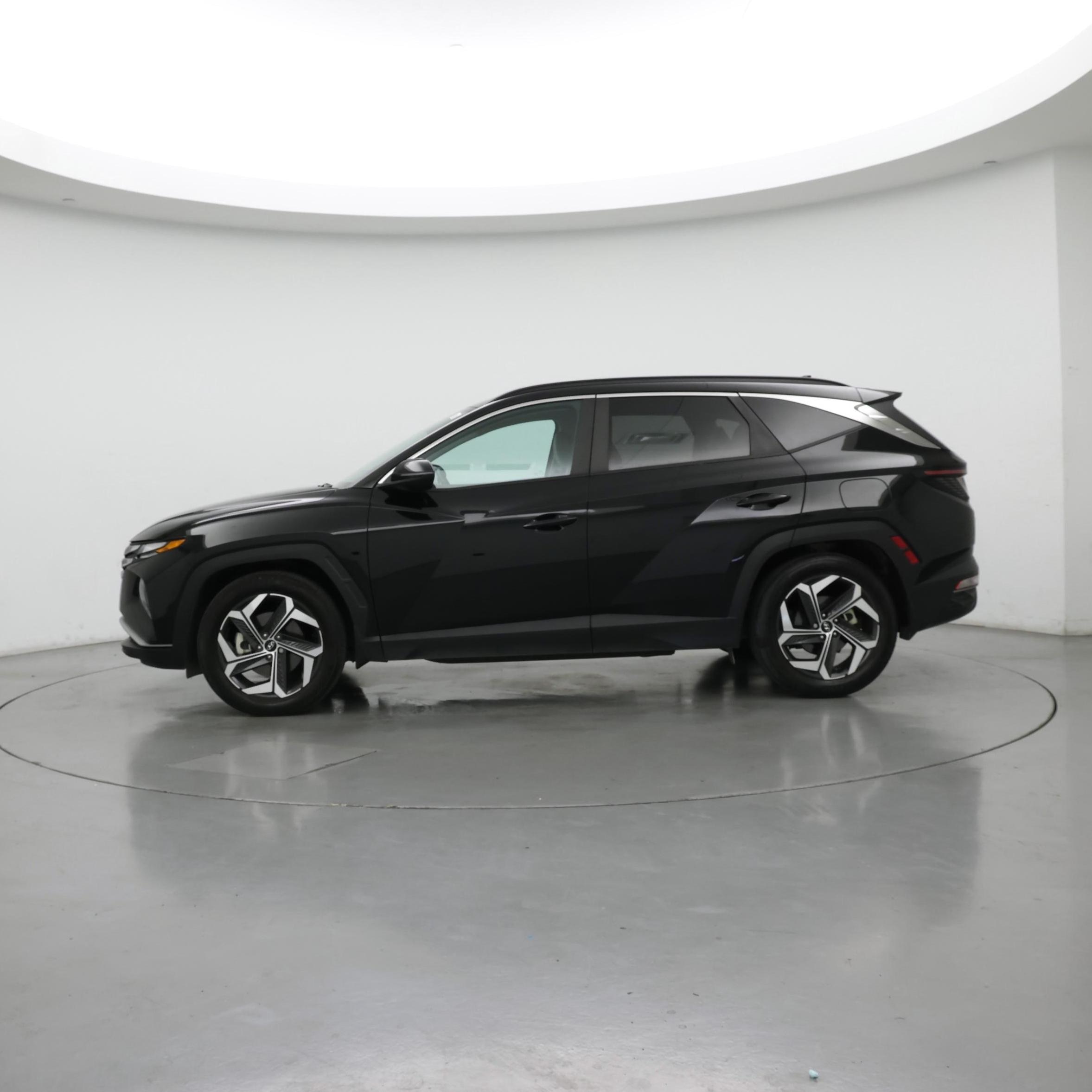 Thumbnail: 2024 Hyundai Tucson - 3