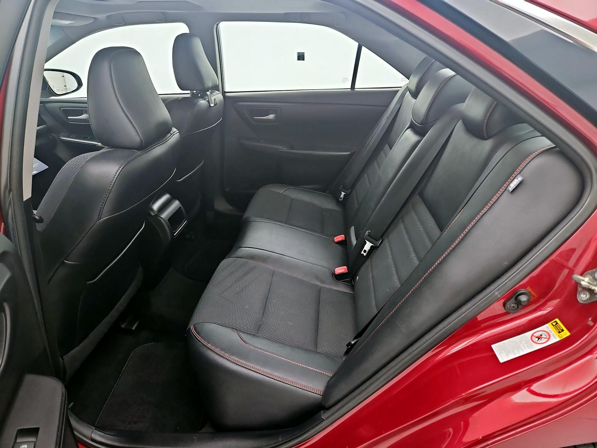 Thumbnail: 2017 Toyota Camry - 20