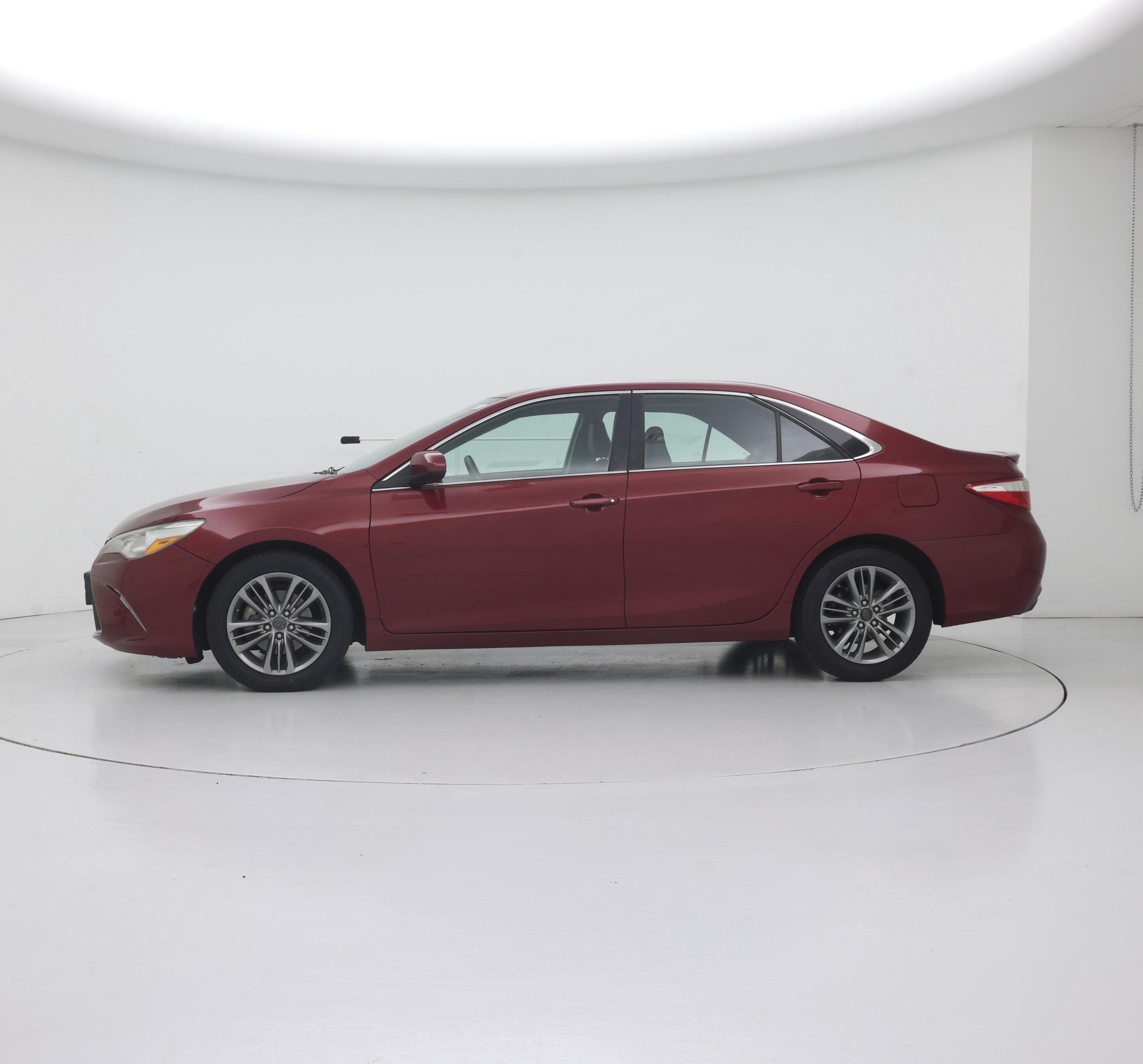Thumbnail: 2017 Toyota Camry - 3