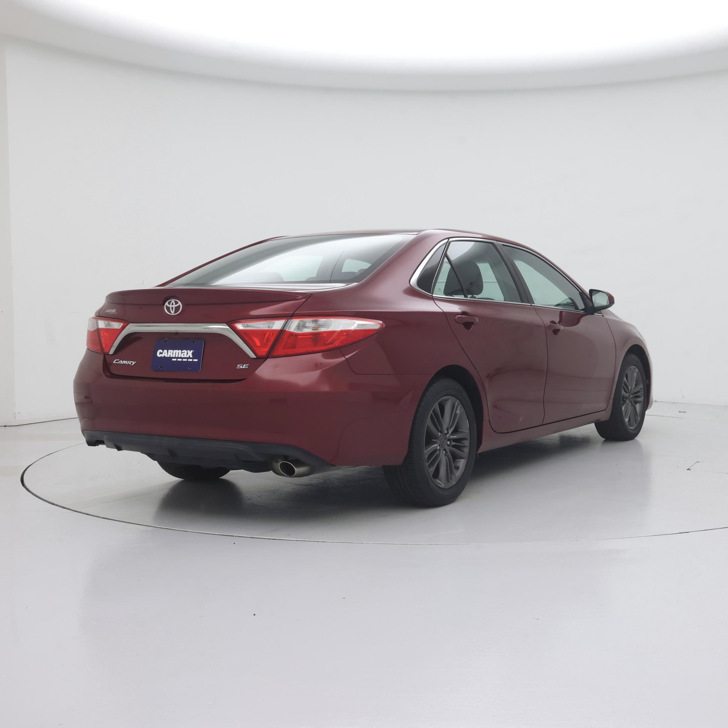 Thumbnail: 2017 Toyota Camry - 8