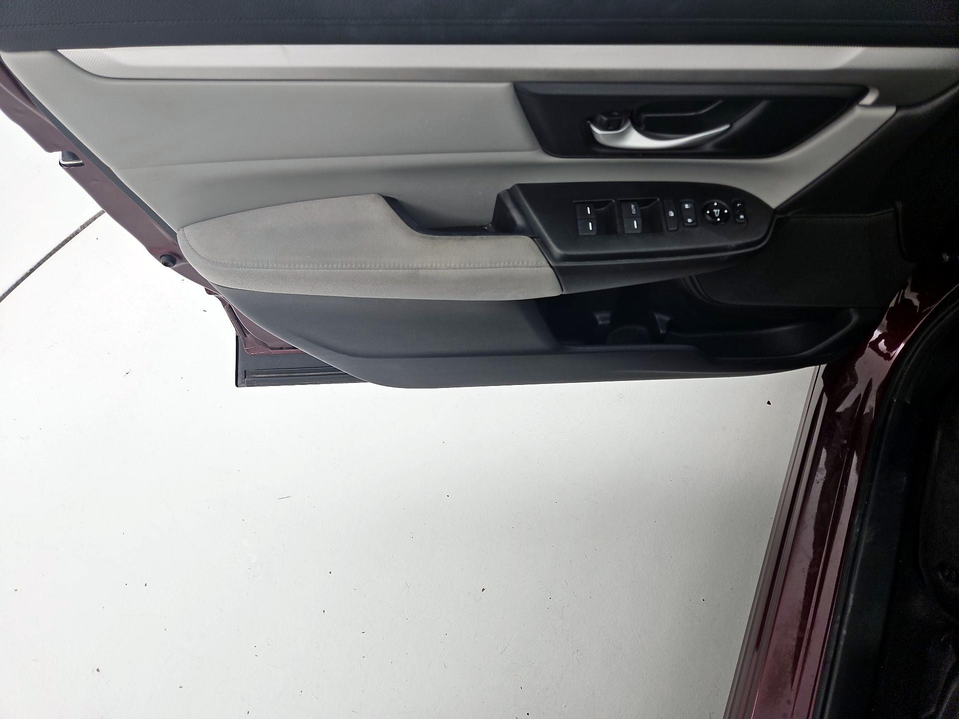 Thumbnail: 2017 Honda CR-V - 12