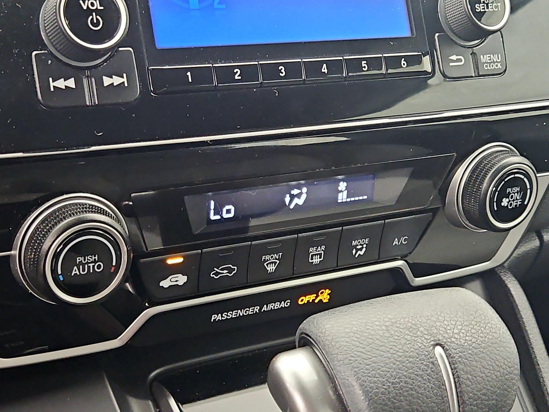 Thumbnail: 2017 Honda CR-V - 16
