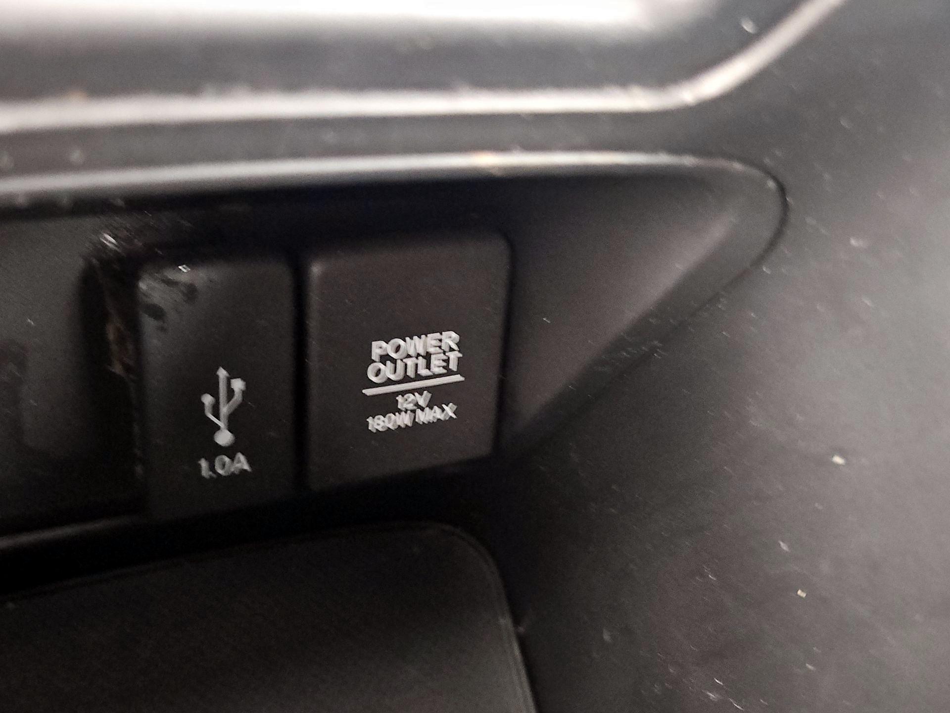 Thumbnail: 2017 Honda CR-V - 18