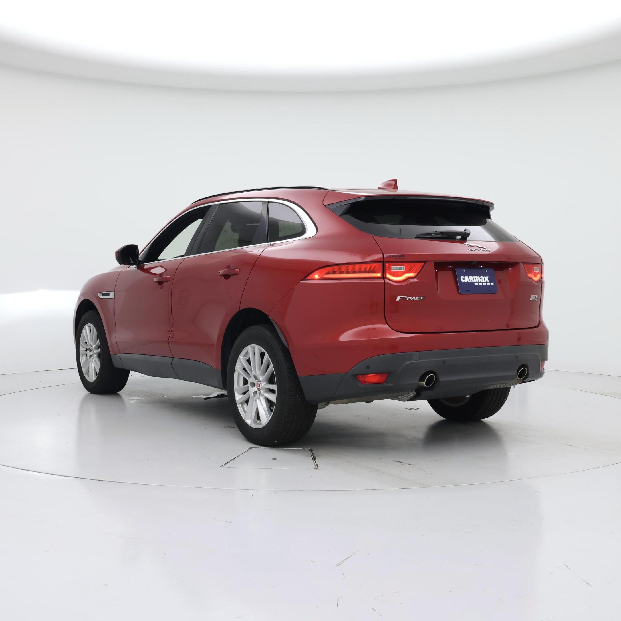 Thumbnail: 2019 Jaguar F-Pace - 2