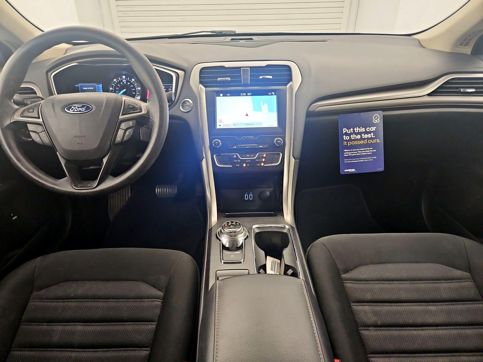 Thumbnail: 2019 Ford Fusion - 9
