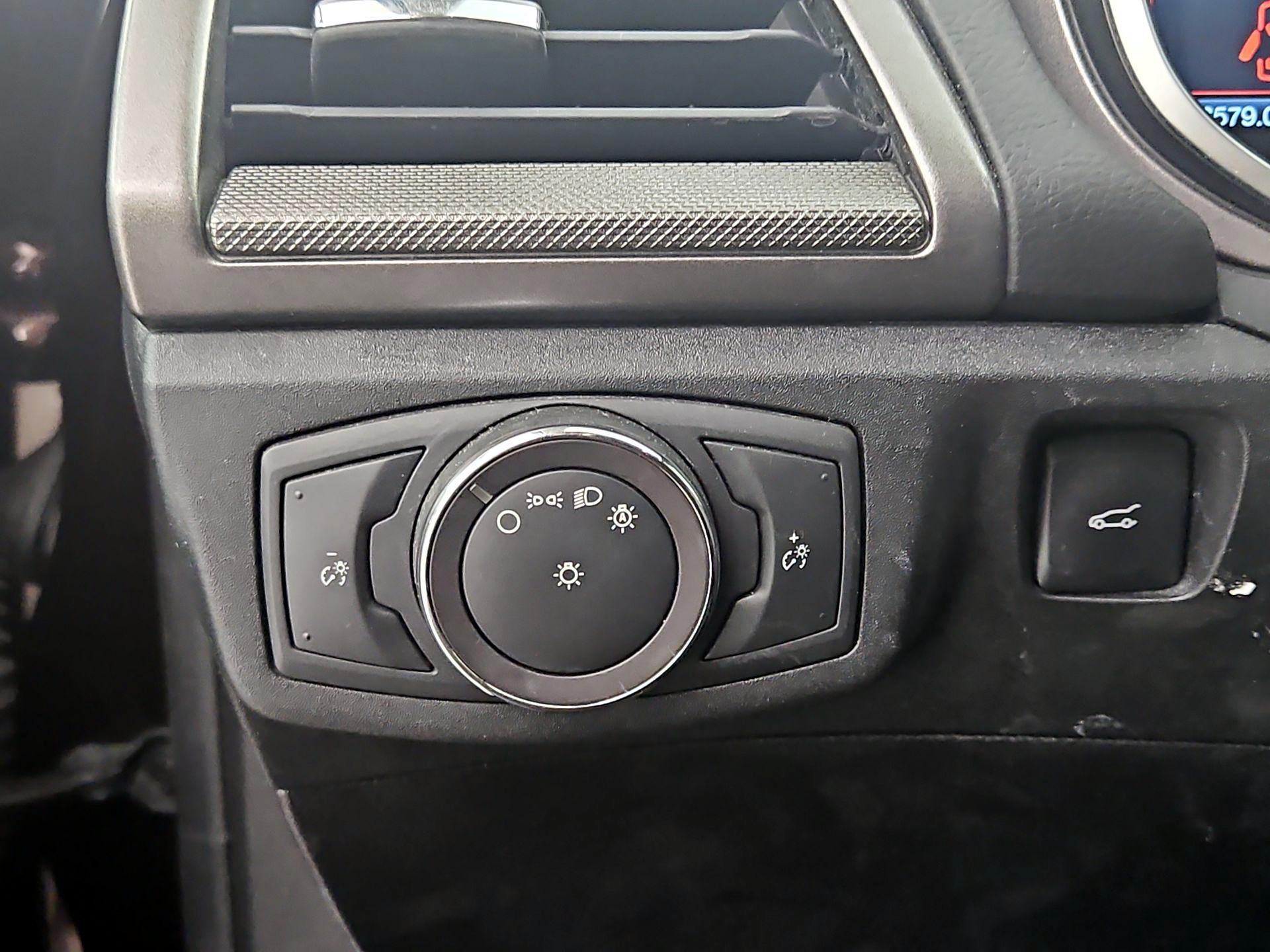 Thumbnail: 2019 Ford Fusion - 13