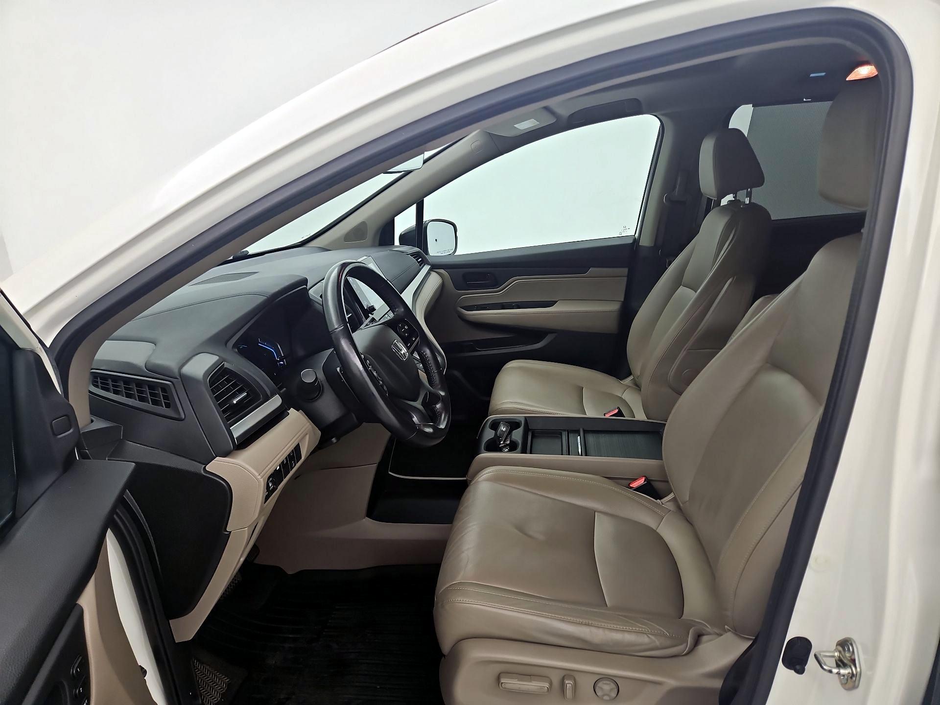 Thumbnail: 2018 Honda Odyssey - 11