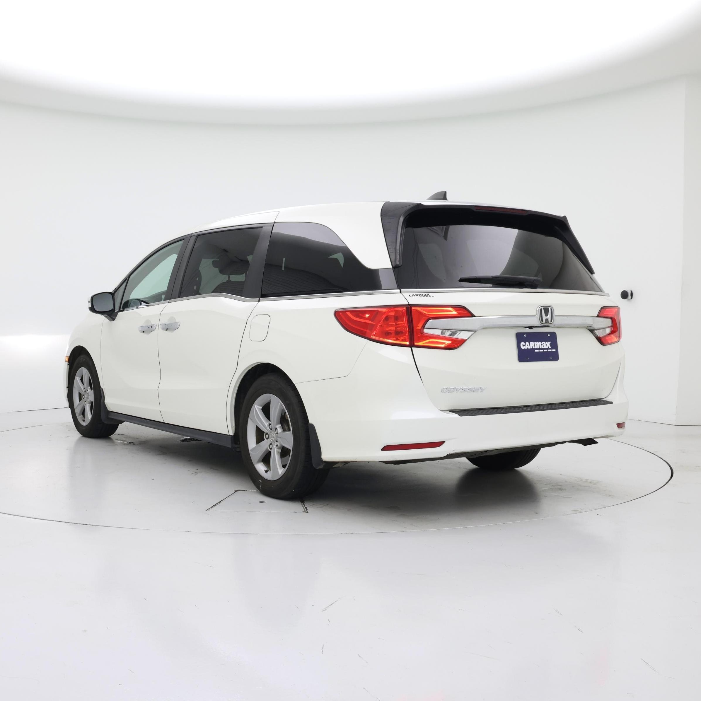 Thumbnail: 2018 Honda Odyssey - 2