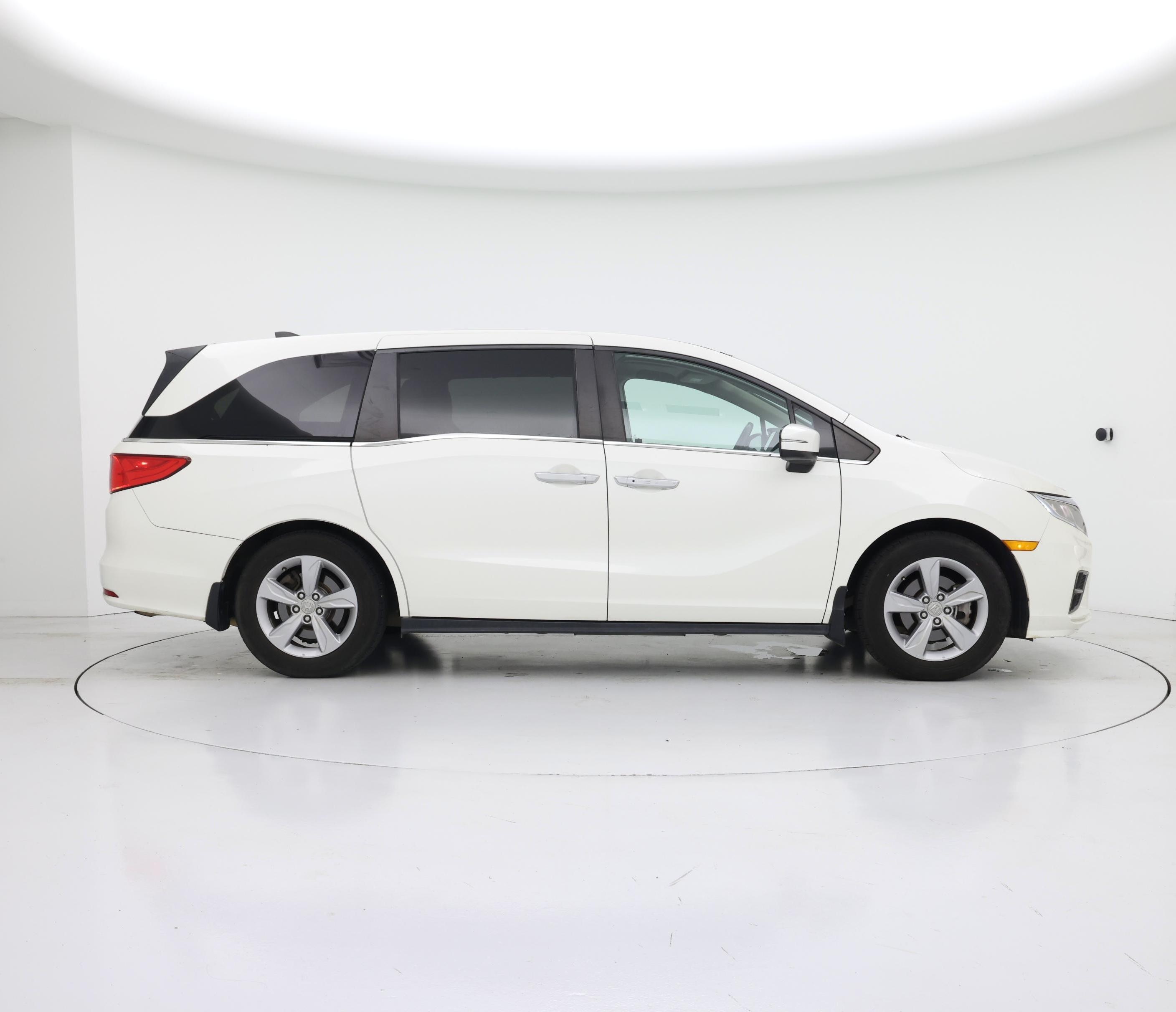 Thumbnail: 2018 Honda Odyssey - 7