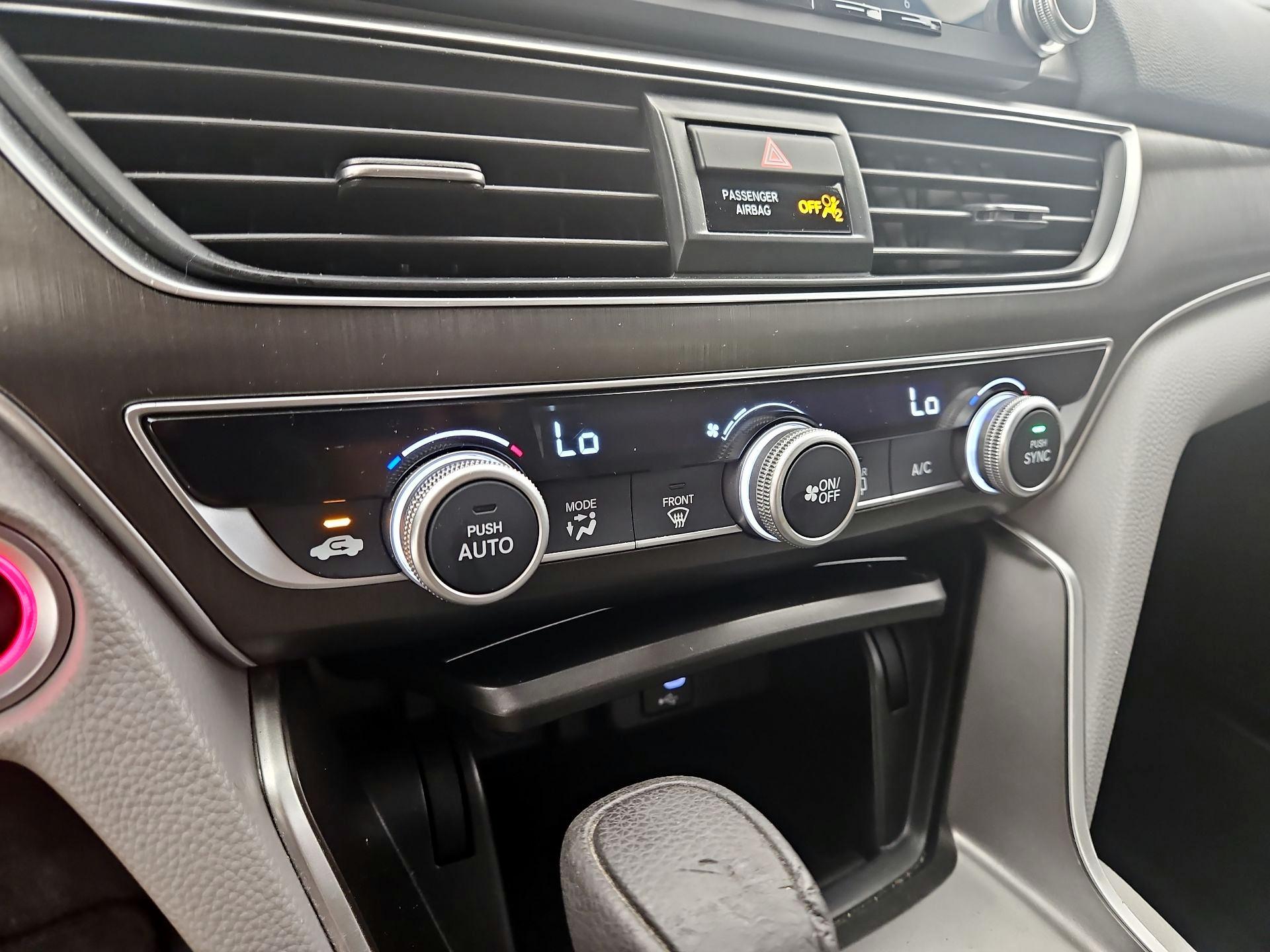 Thumbnail: 2018 Honda Accord - 16