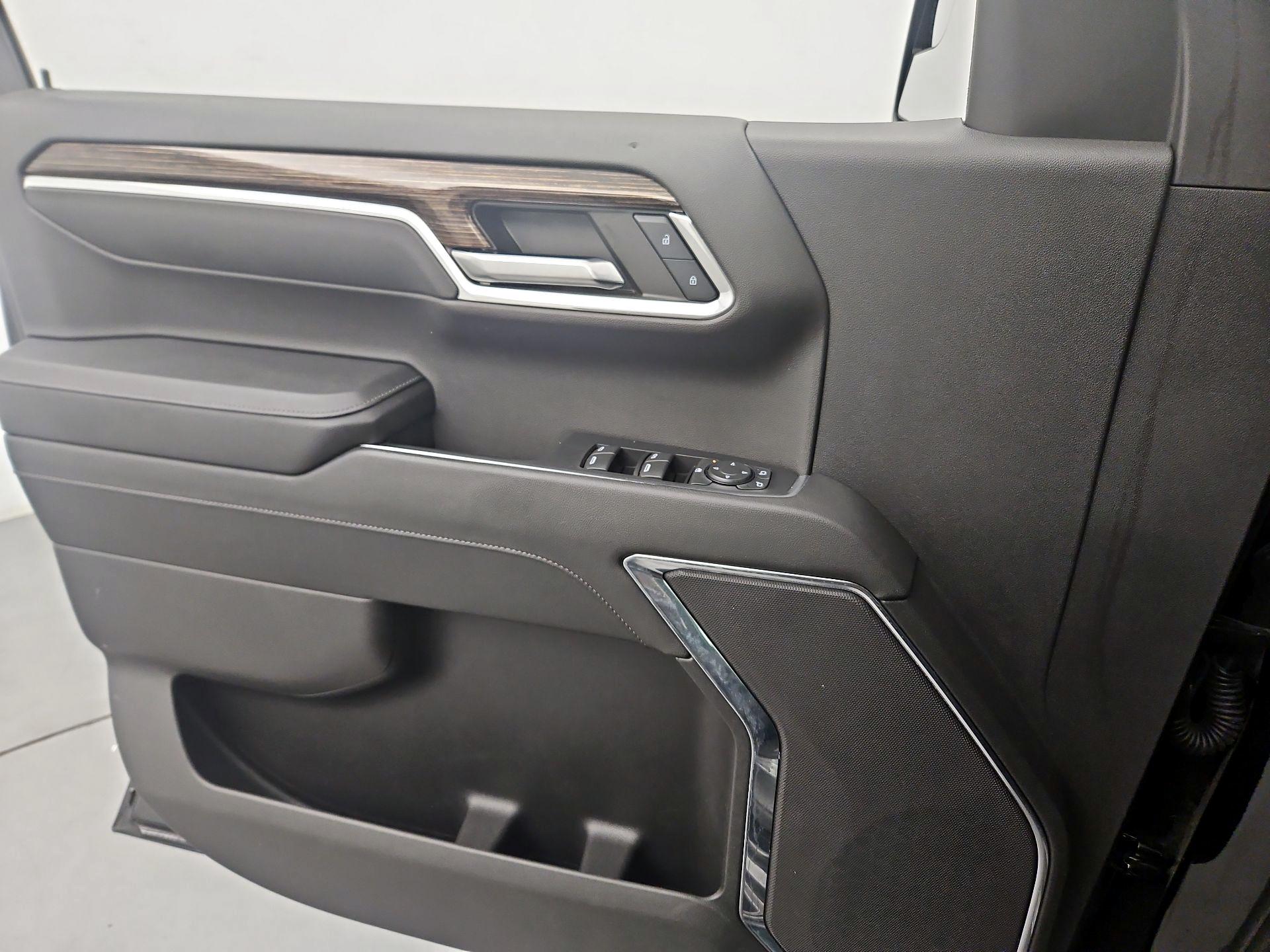 Thumbnail: 2024 GMC Sierra 1500 - 12