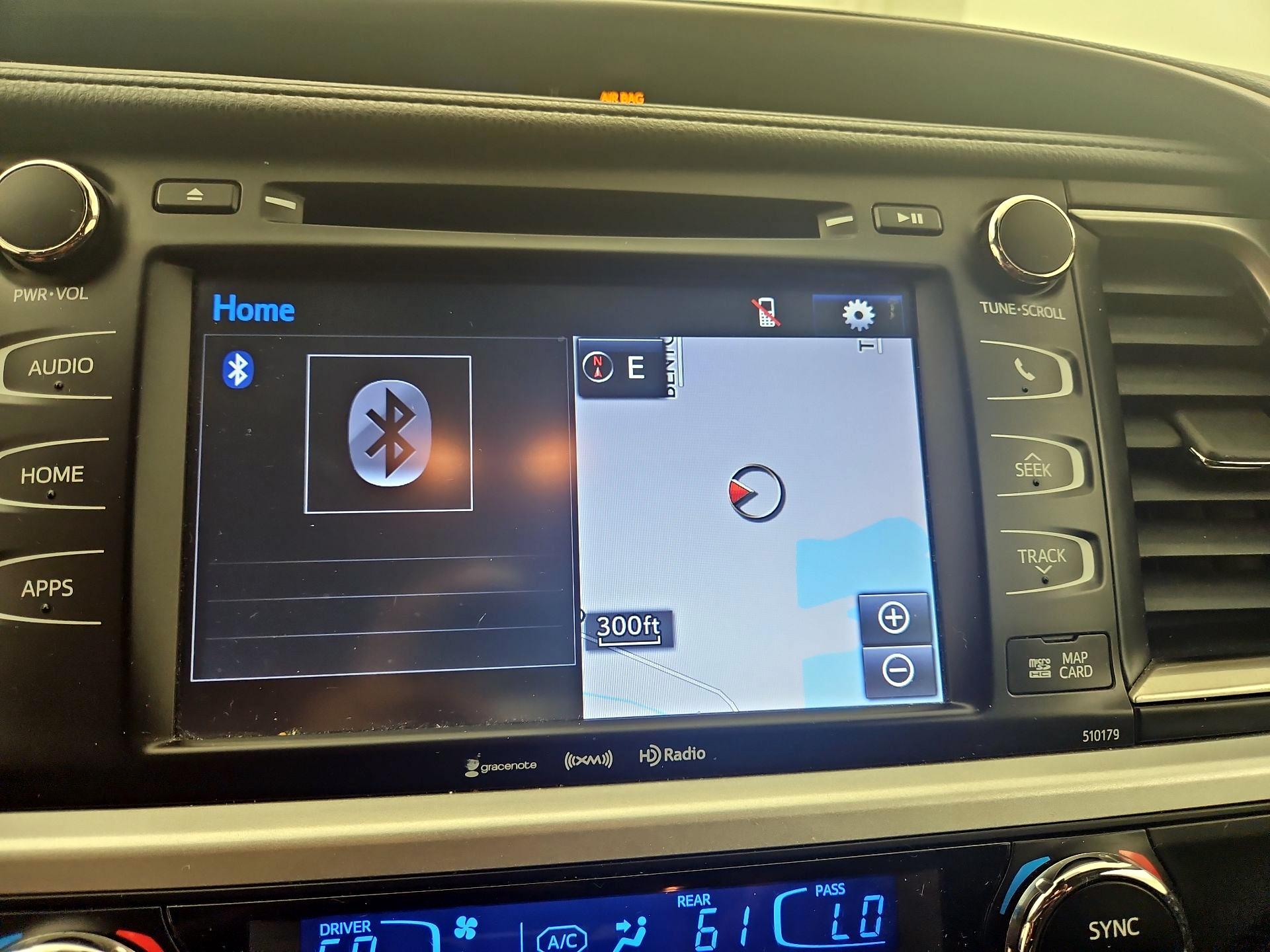 Thumbnail: 2018 Toyota Highlander - 14