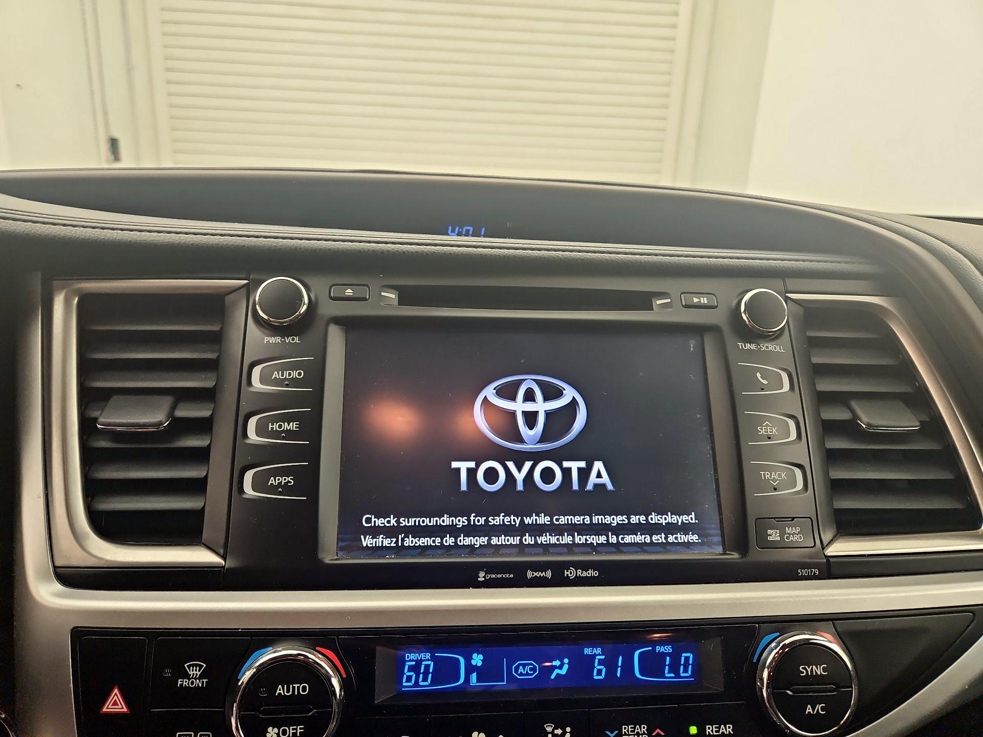 Thumbnail: 2018 Toyota Highlander - 16