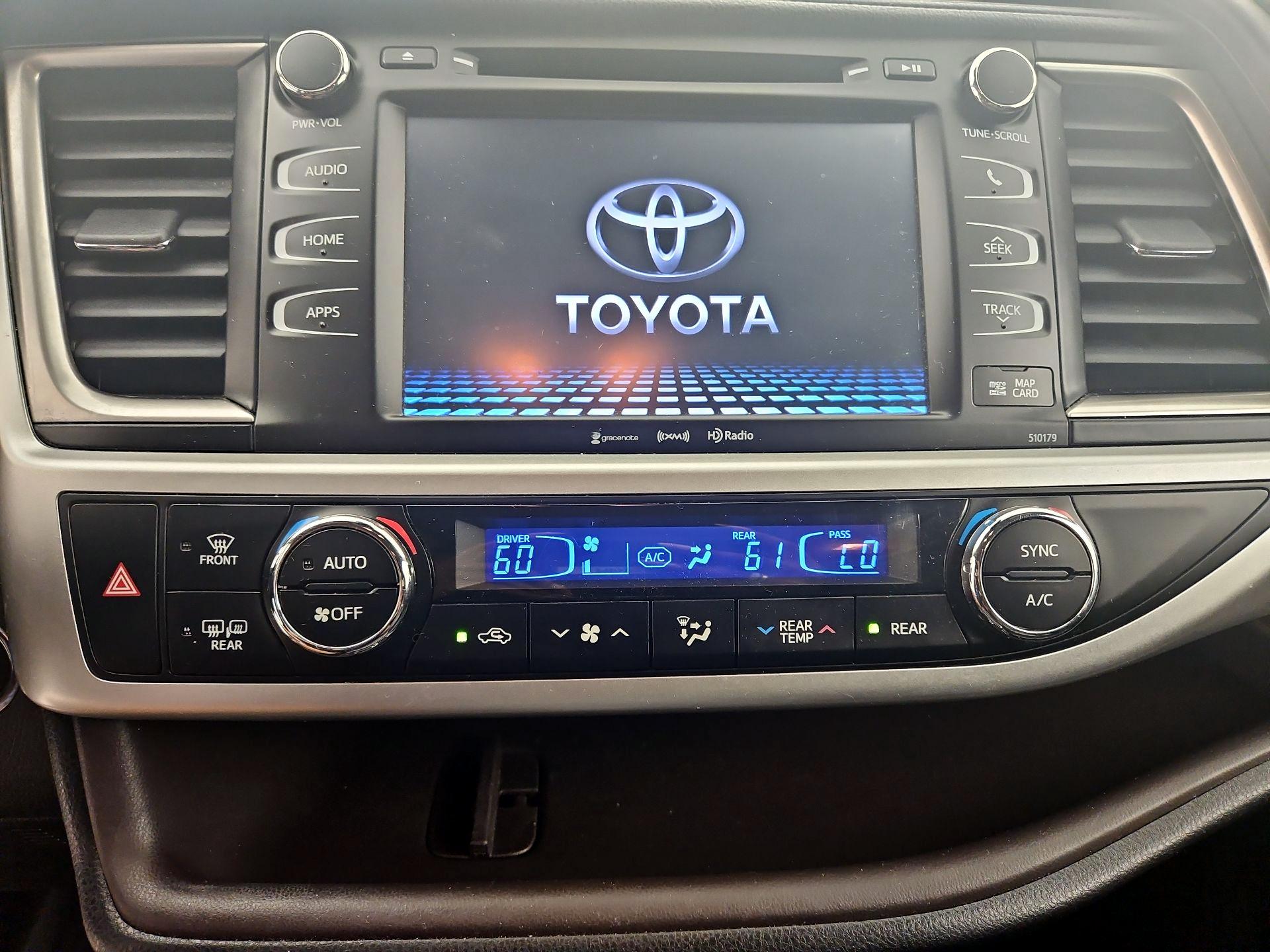 Thumbnail: 2018 Toyota Highlander - 17