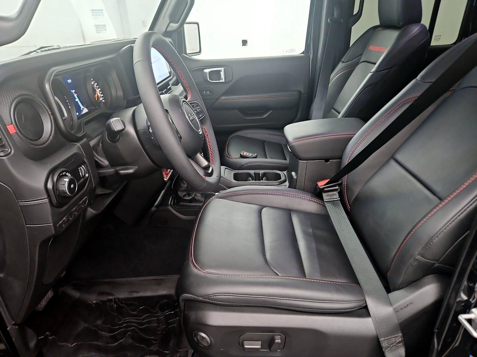 Thumbnail: 2024 Jeep Wrangler - 11