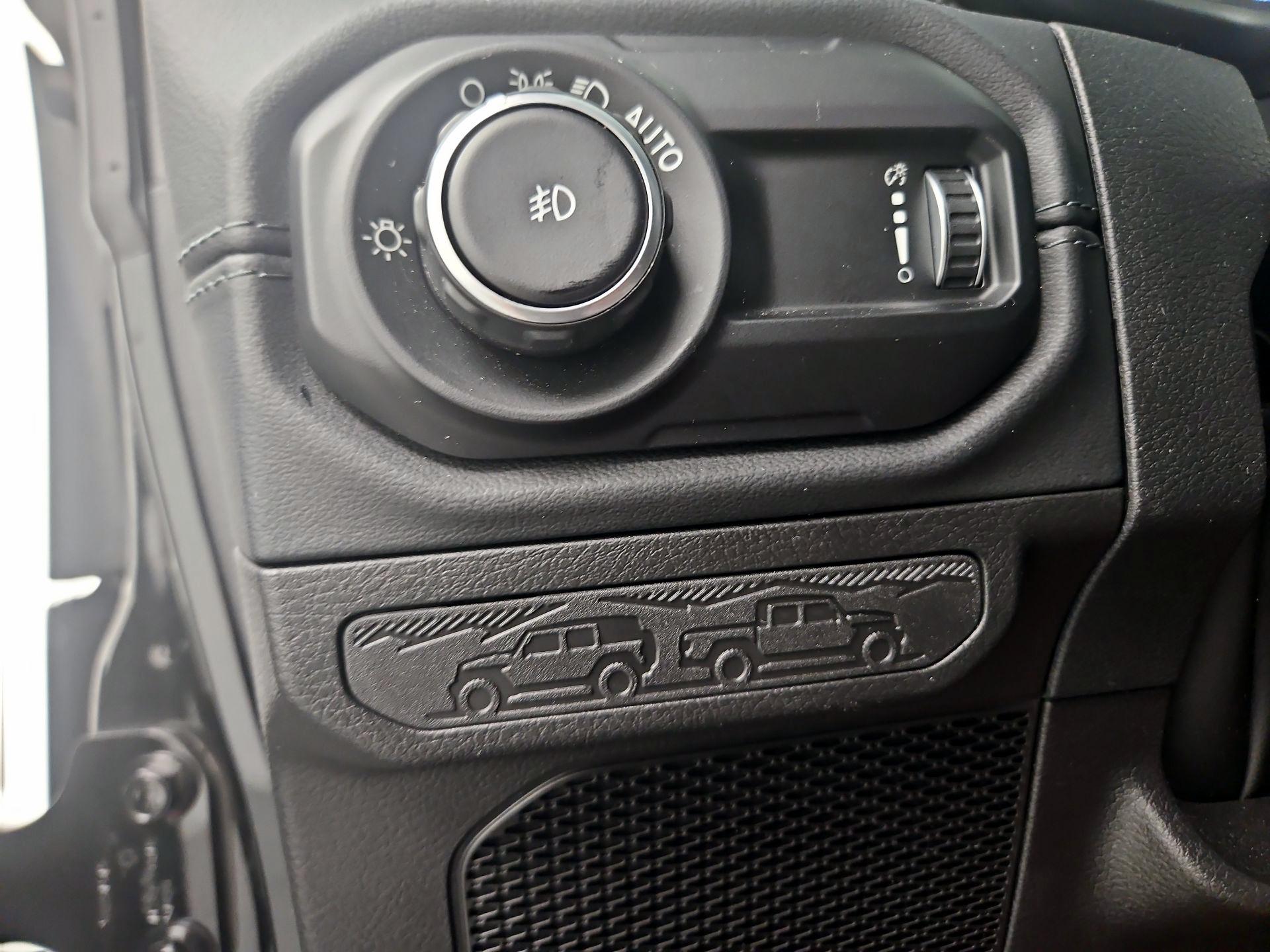Thumbnail: 2024 Jeep Wrangler - 13