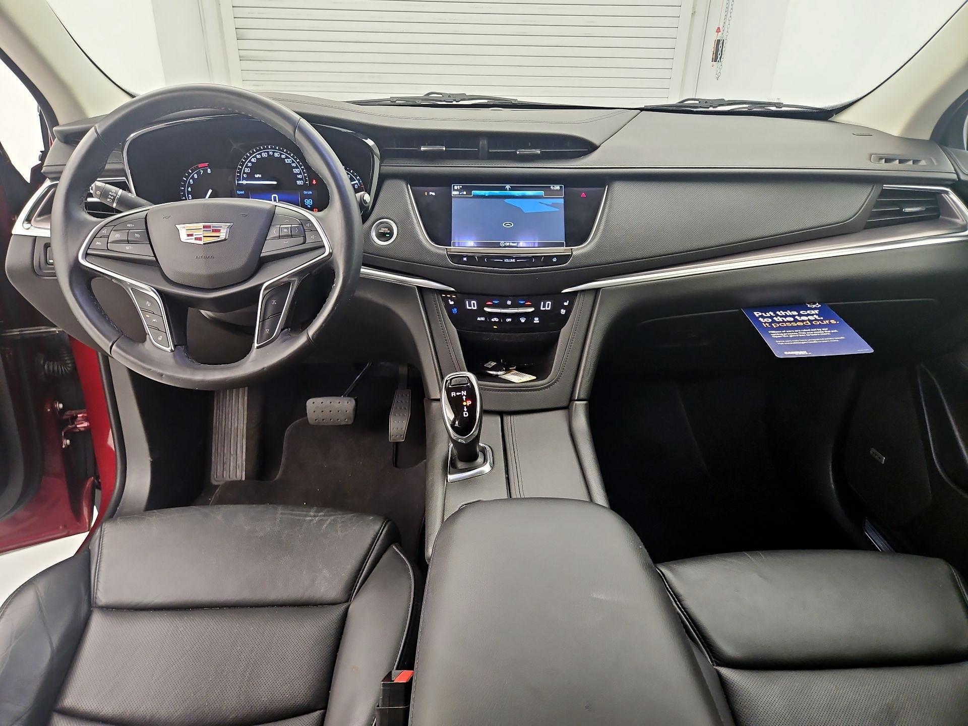 Thumbnail: 2018 Cadillac XT5 - 9