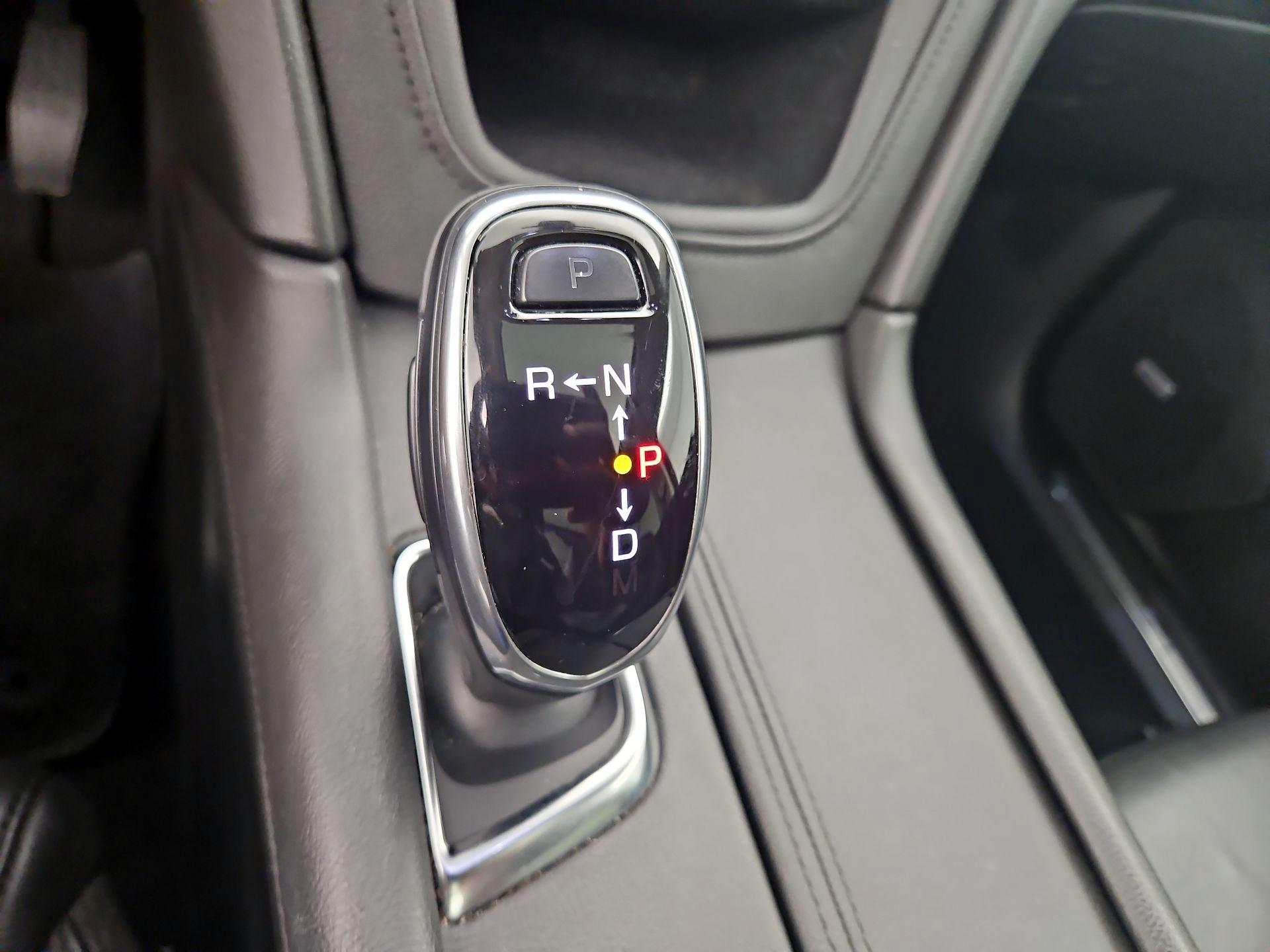 Thumbnail: 2018 Cadillac XT5 - 18