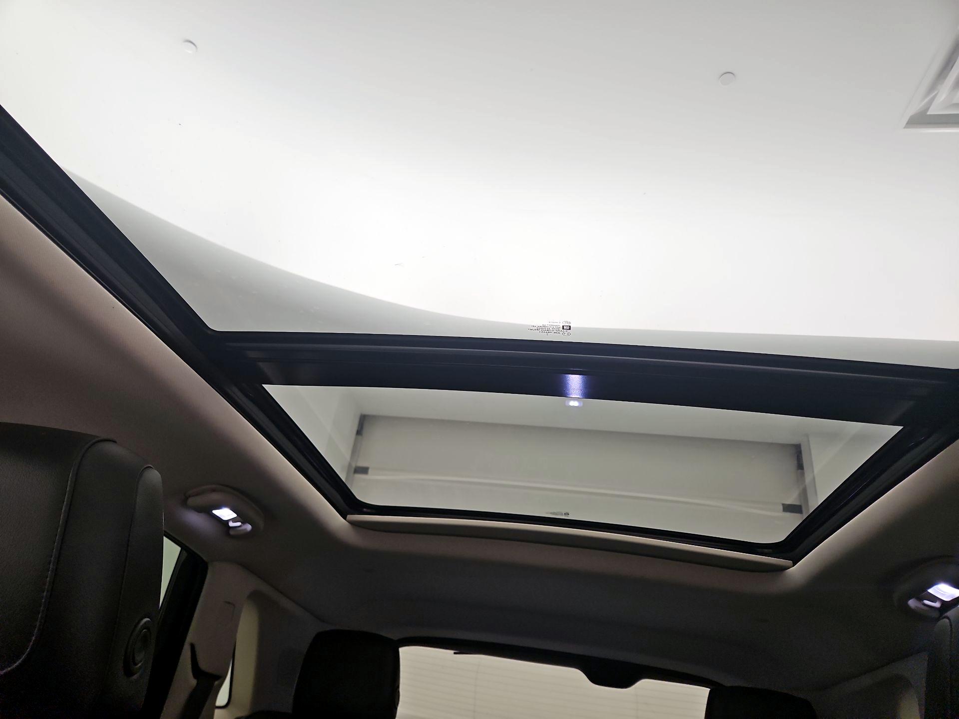 Thumbnail: 2018 Cadillac XT5 - 20