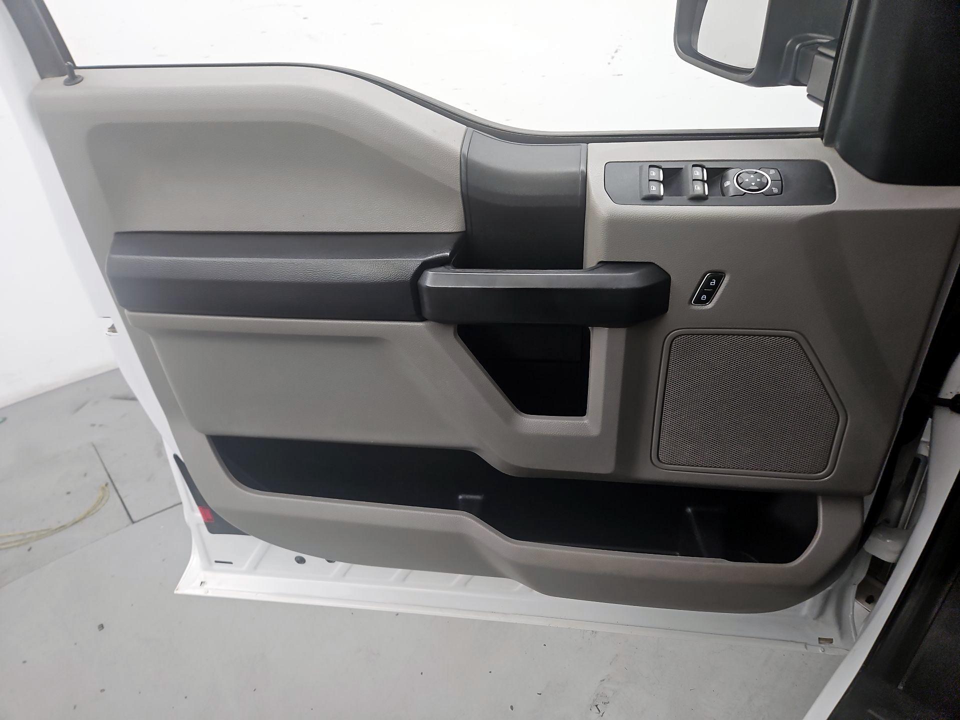 Thumbnail: 2020 Ford F-250 - 12