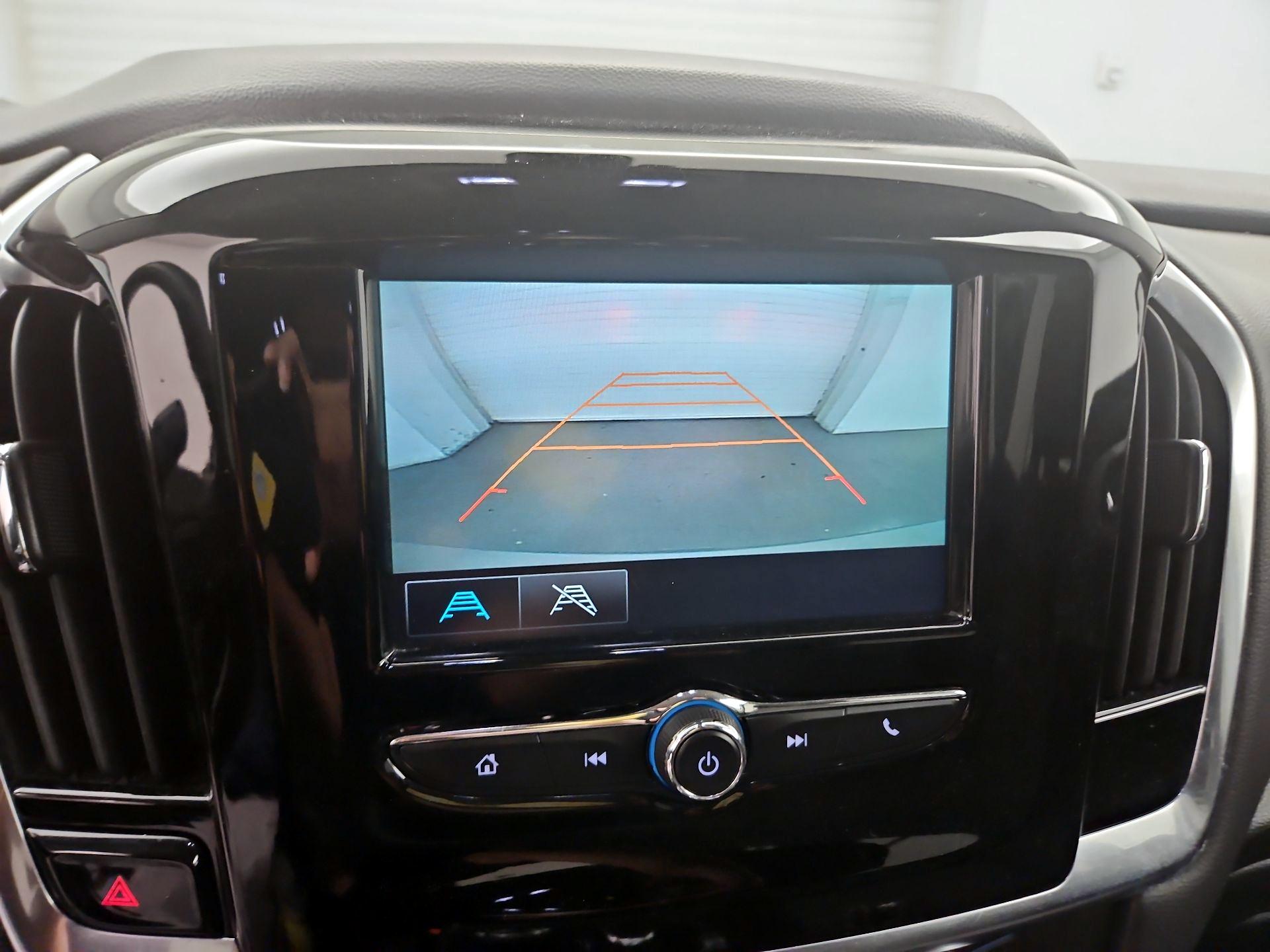 Thumbnail: 2018 Chevrolet Traverse - 14