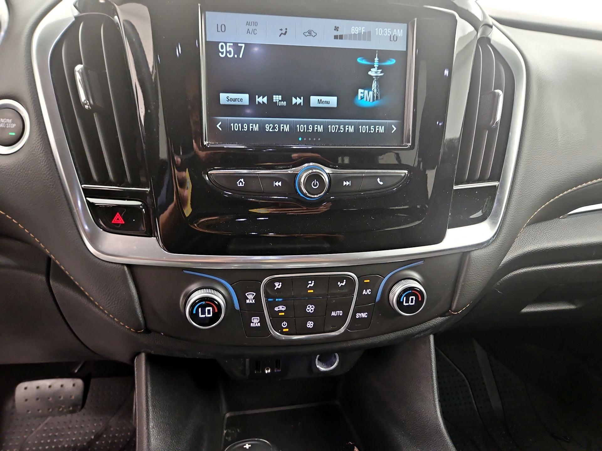Thumbnail: 2018 Chevrolet Traverse - 16