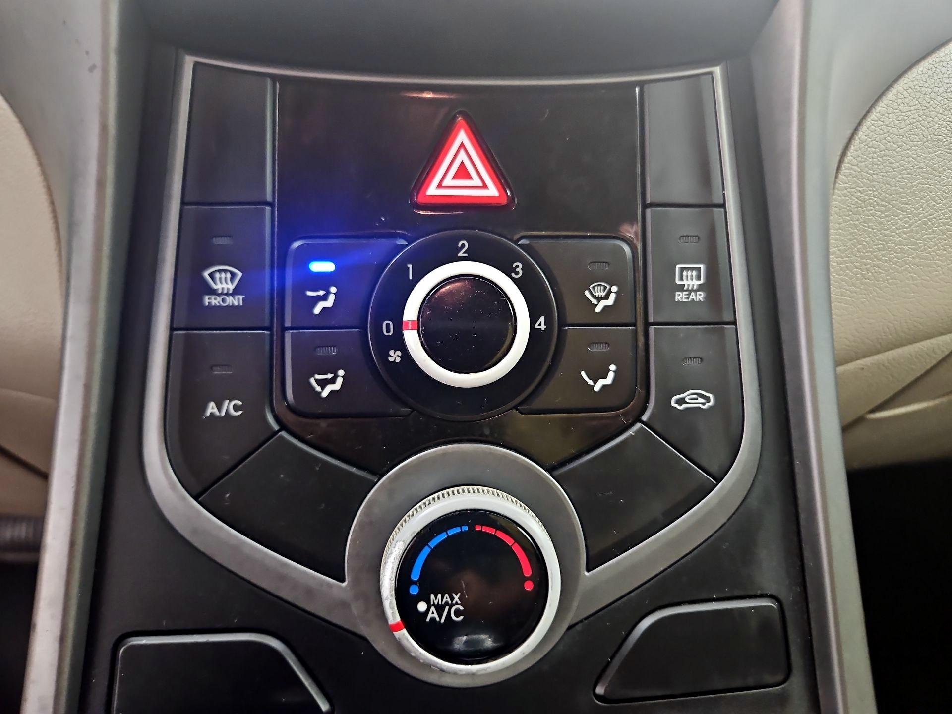 Thumbnail: 2015 Hyundai Elantra - 14