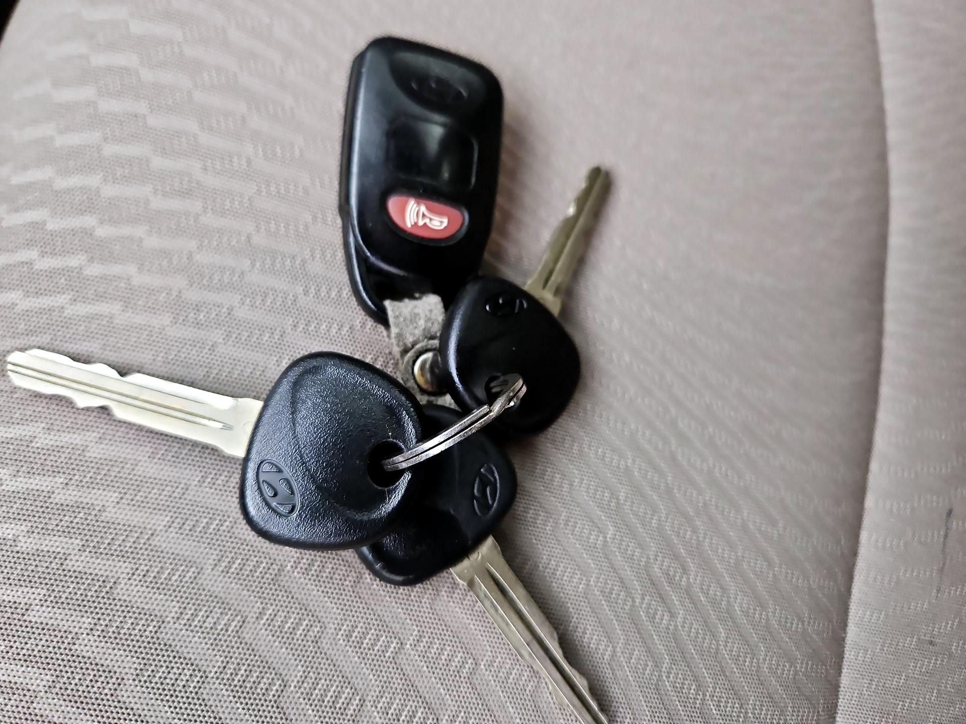 Thumbnail: 2015 Hyundai Elantra - 20