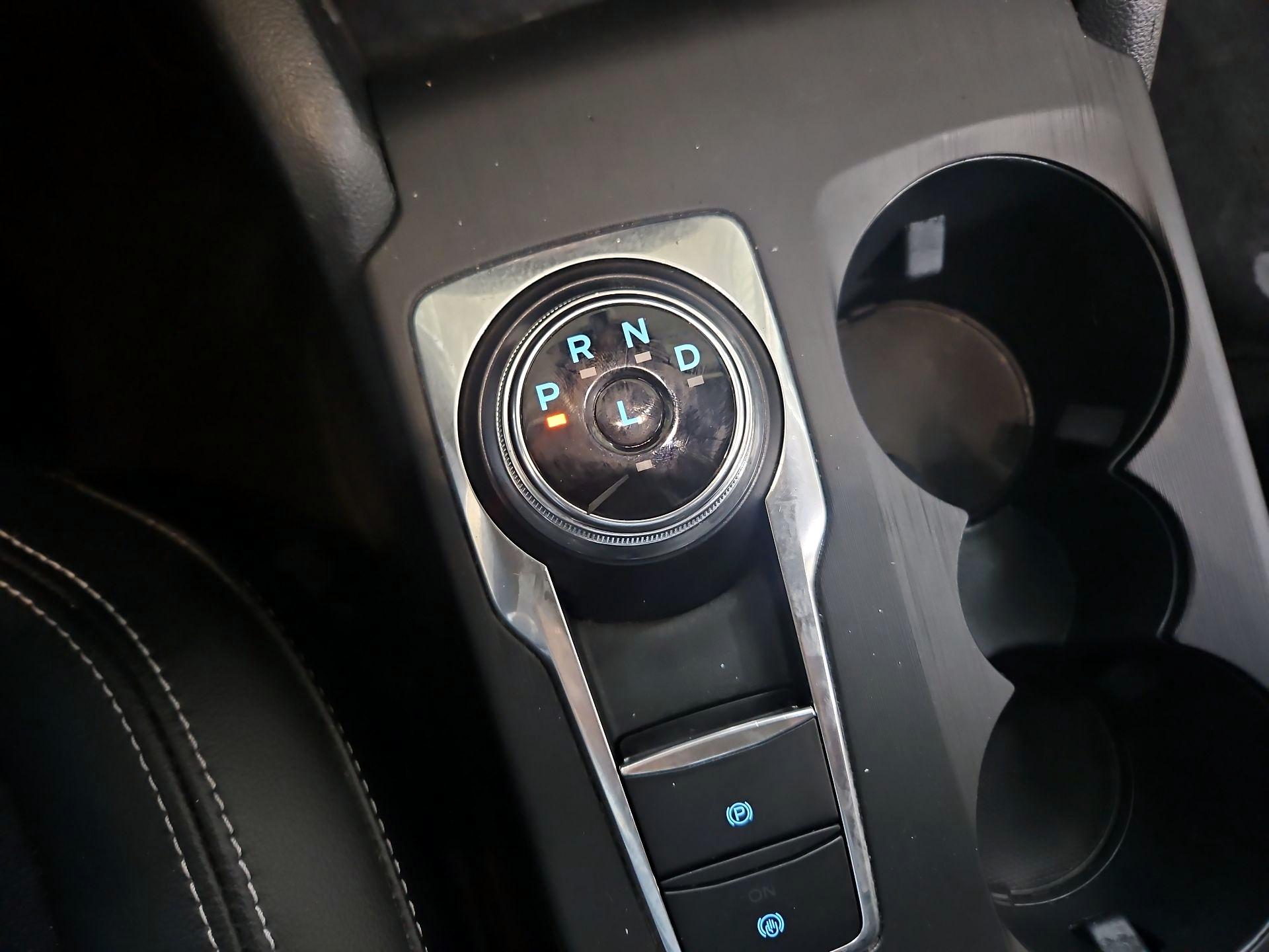 Thumbnail: 2020 Ford Escape - 16