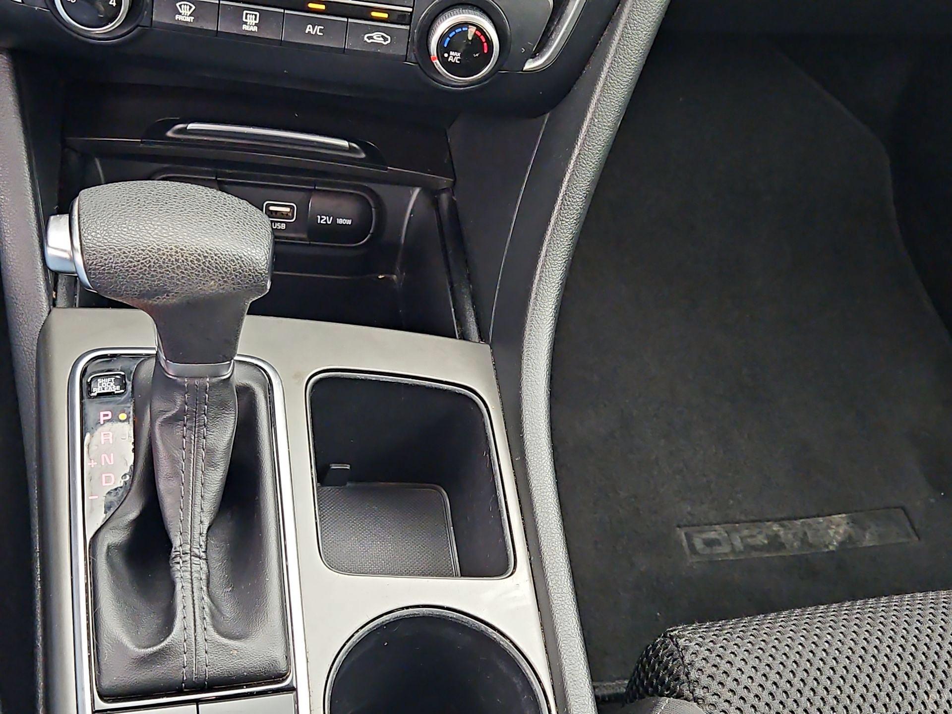 Thumbnail: 2020 Kia Optima - 17