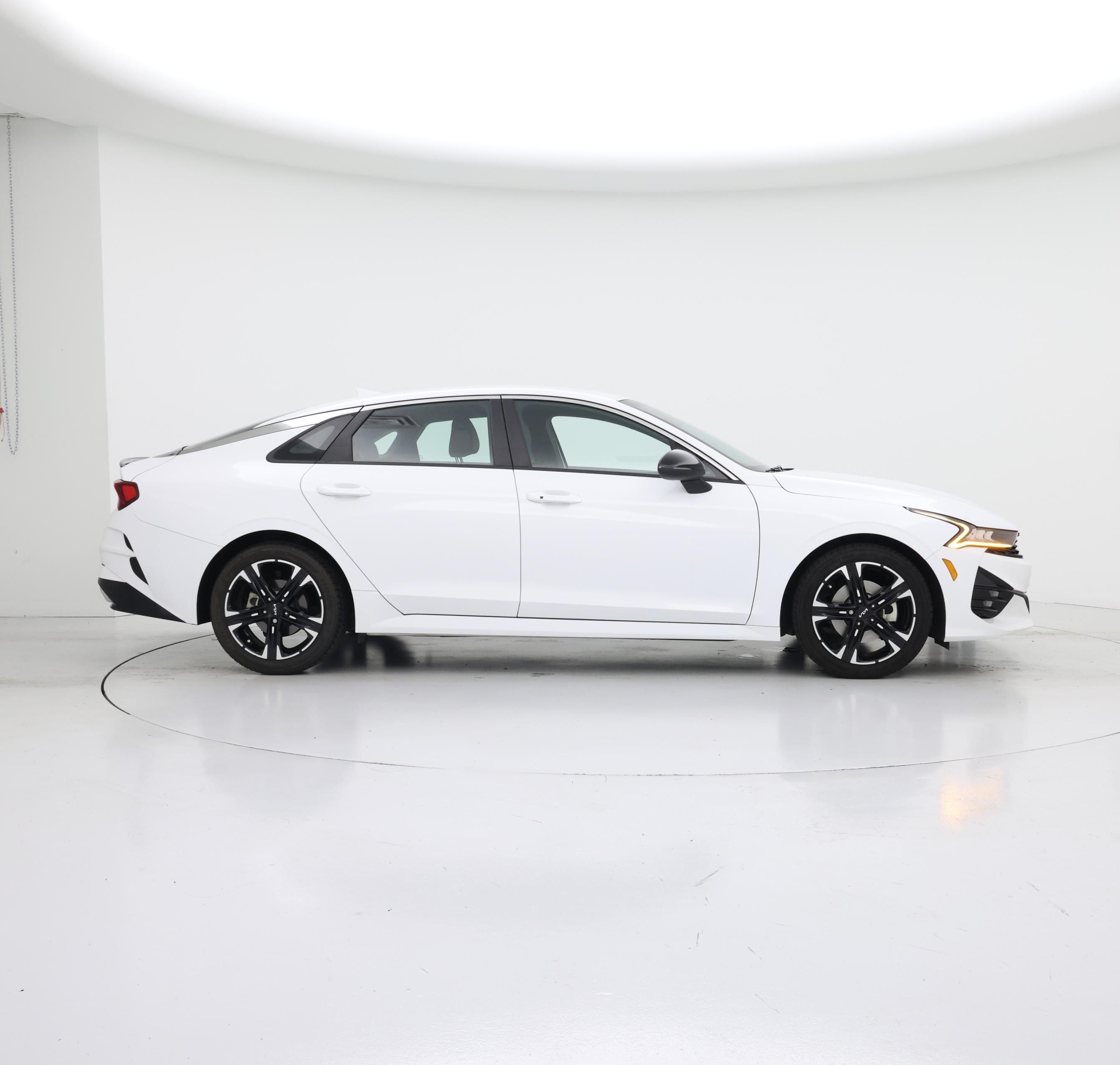 Thumbnail: 2022 Kia K5 - 7