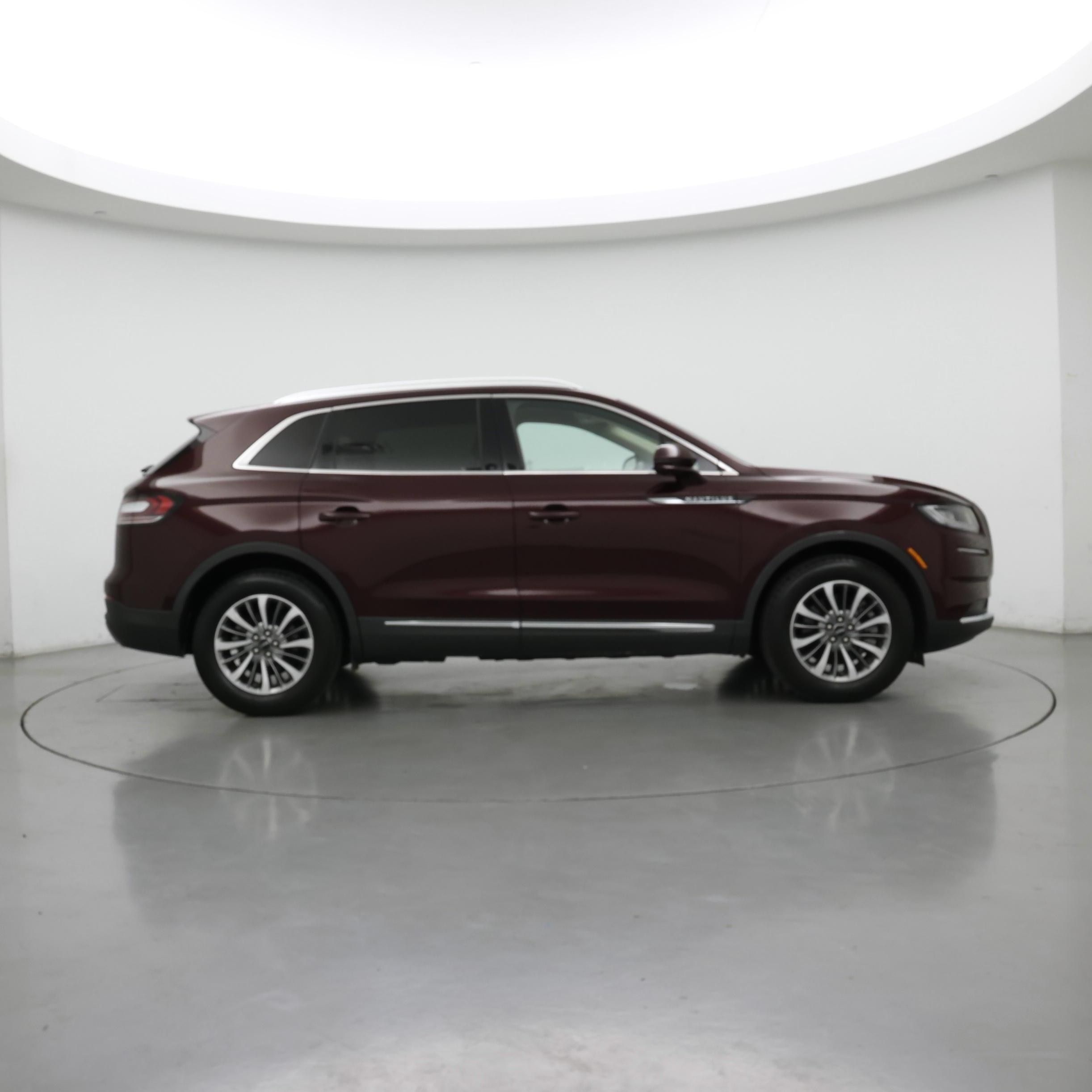 Thumbnail: 2021 Lincoln Nautilus - 7