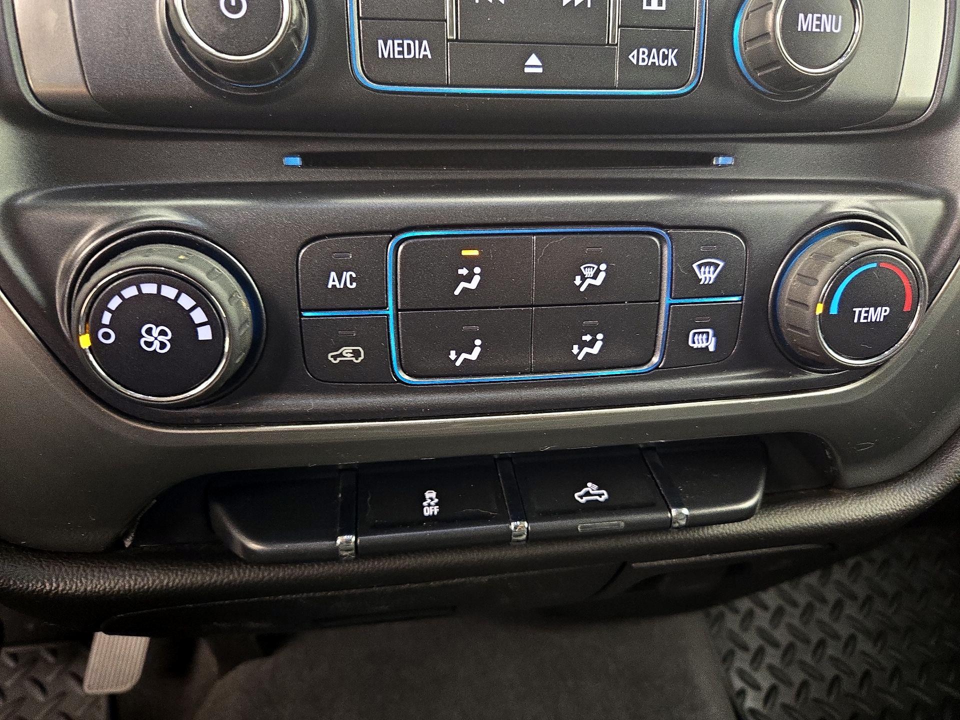 Thumbnail: 2019 Chevrolet Silverado 1500 - 16